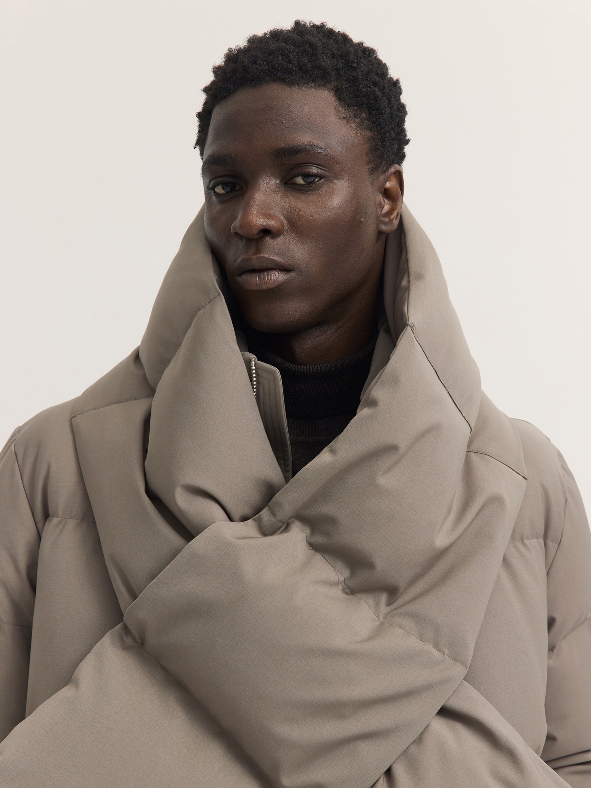 bugatti Parka »Regular Fit« ohne Kapuze Daune Stehkragen Schal inklusive