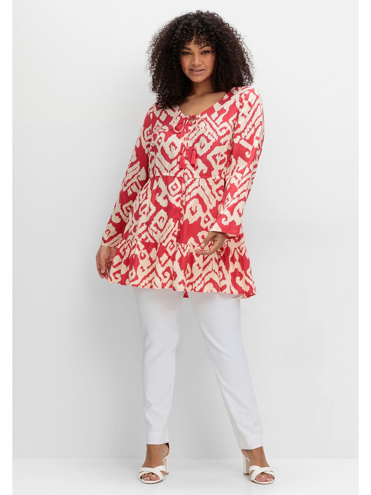 sheego by Joe Browns Longbluse »Große Größen«, mit Grafikprint und Volant am Saum