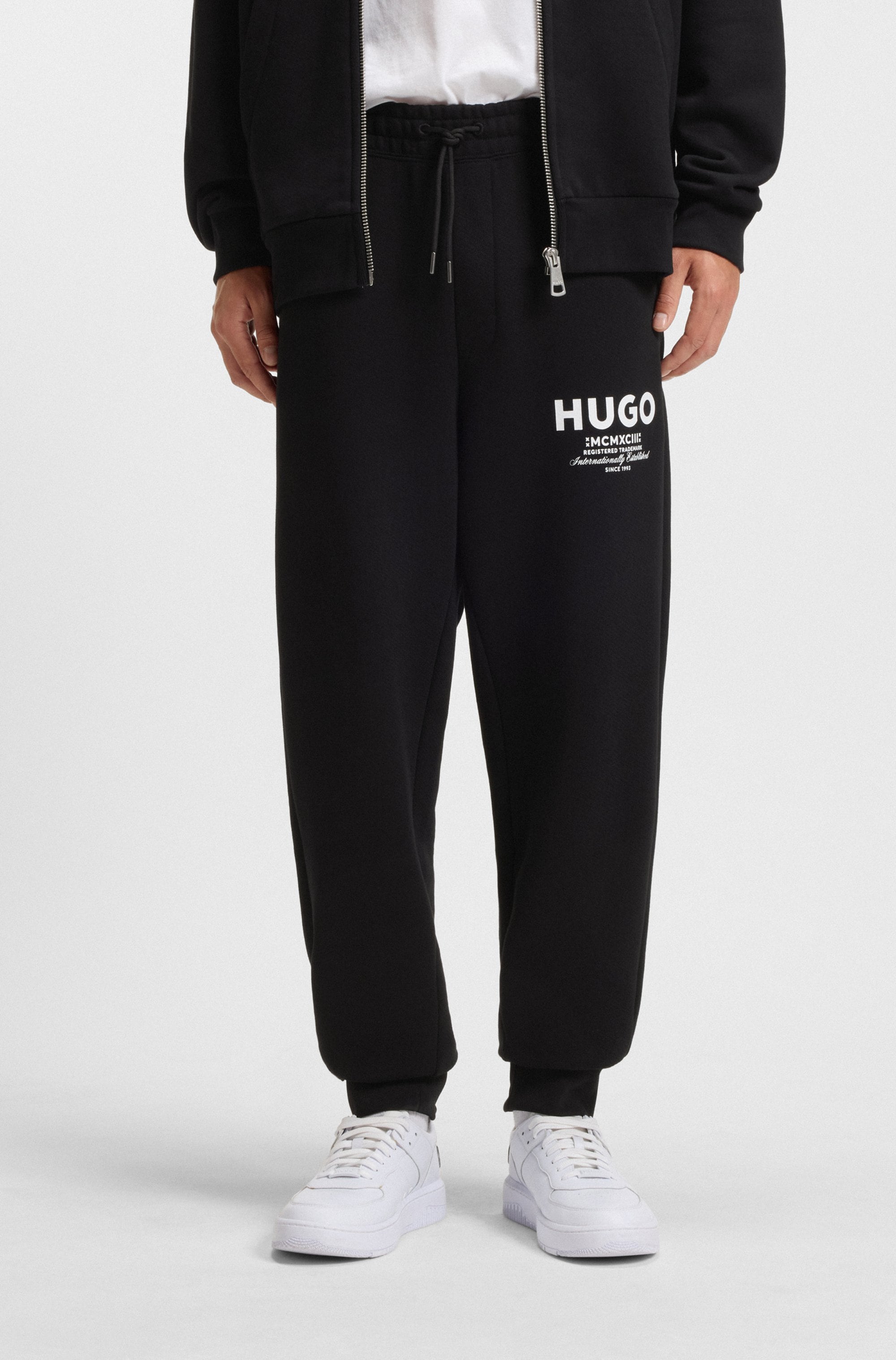 HUGO Blue Jogginghose "Nevez", mit Beinbündchen und Oversize-Passform günstig online kaufen