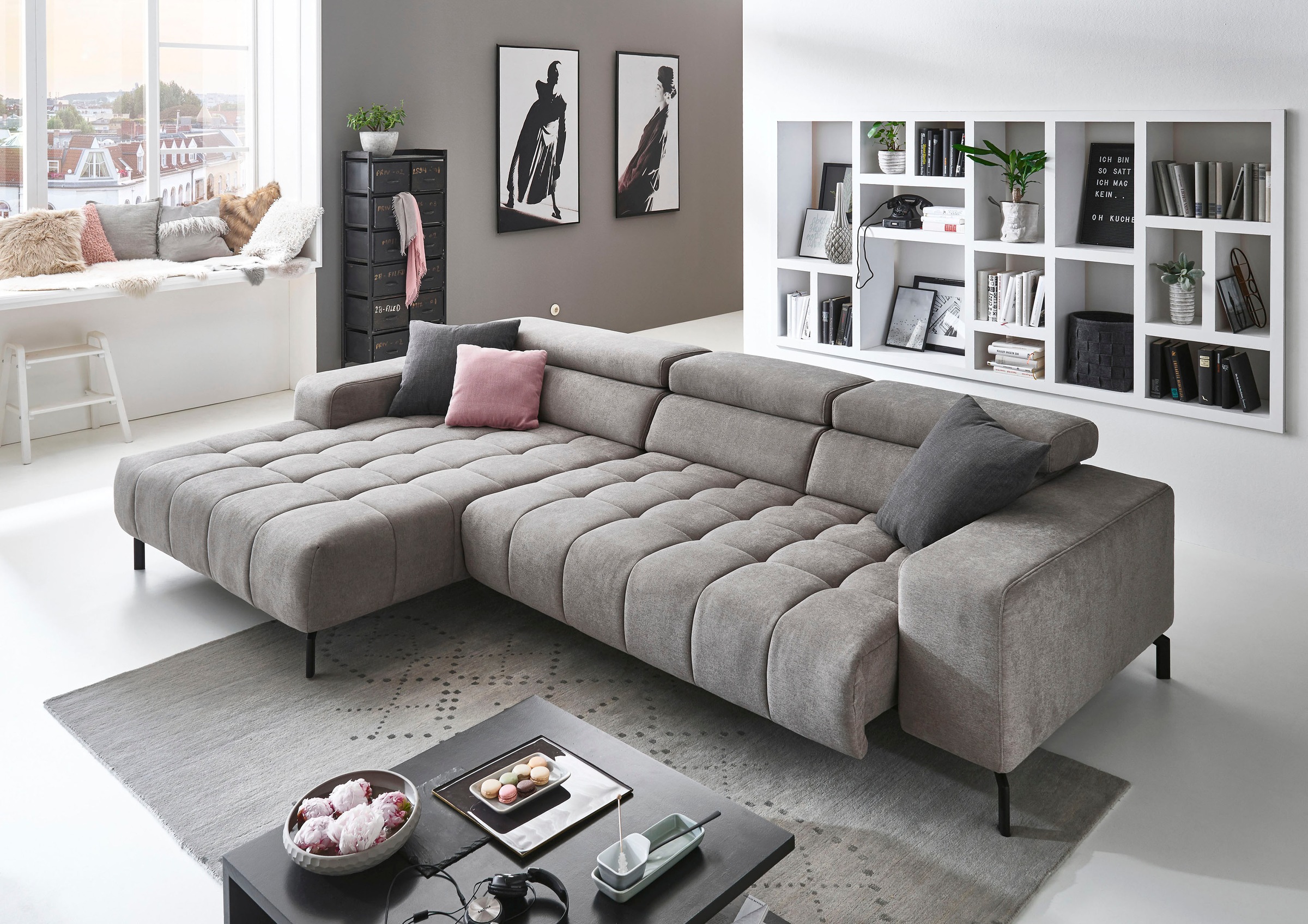 Die PlanBar Ecksofa »MP-IN18022 L-Form«, mit Kopfteilverstellung & Zierkissen, optional Sitztiefenverstellung