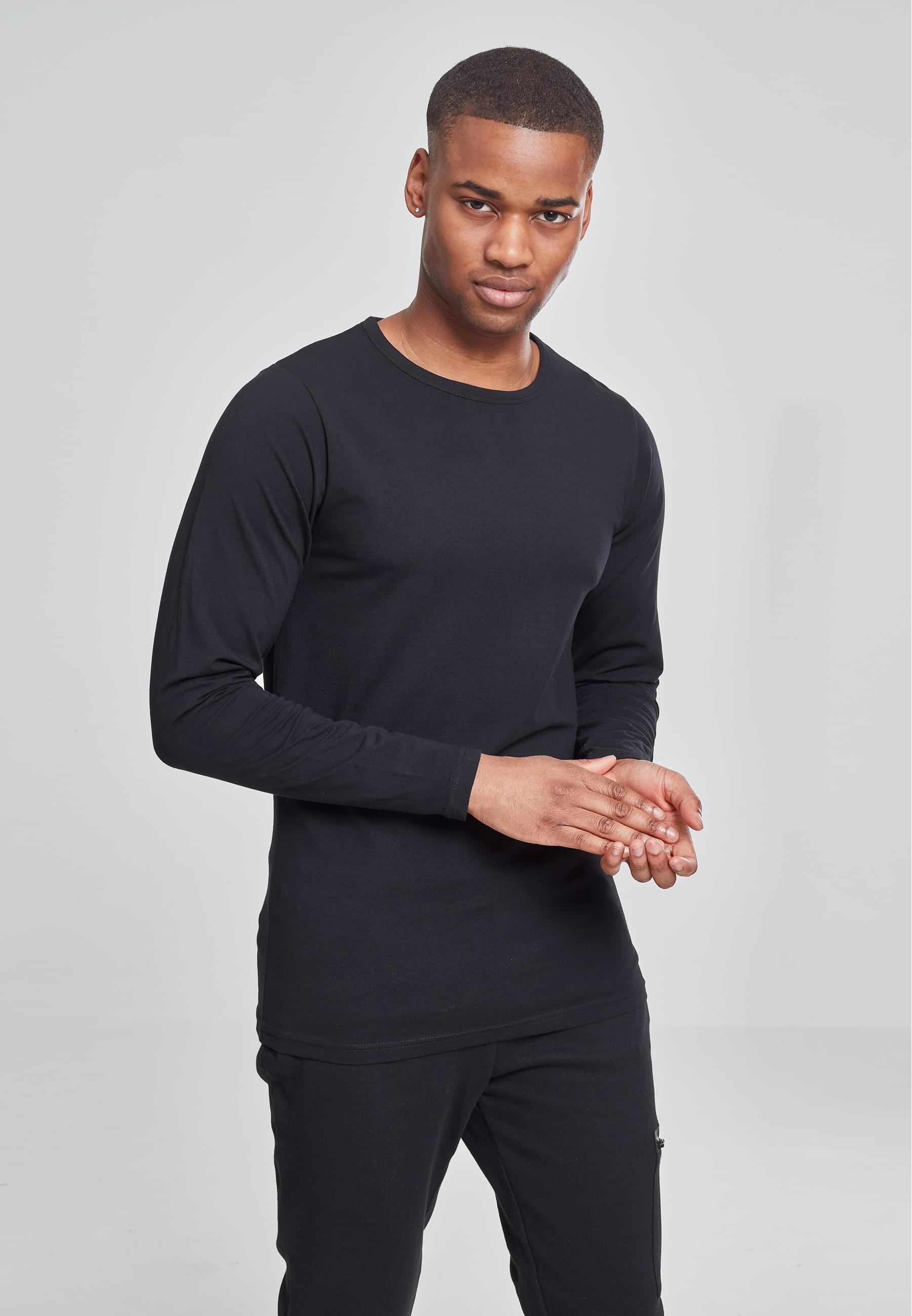 URBAN CLASSICS Longsleeve »Urban Classics Herren Fitted Stretch L/S Tee«, (1 tlg.)