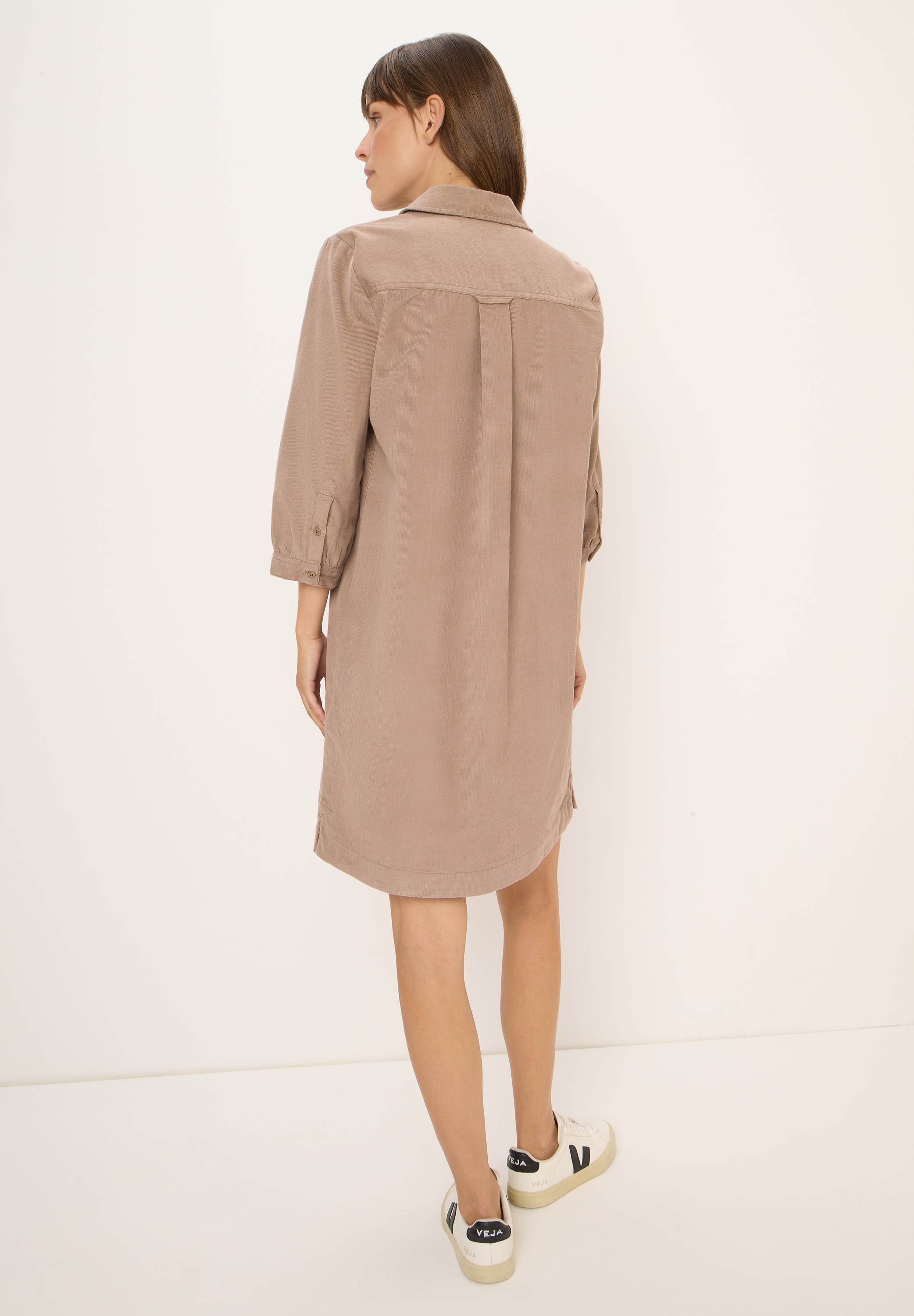 Cecil Midikleid, in Unifarbe