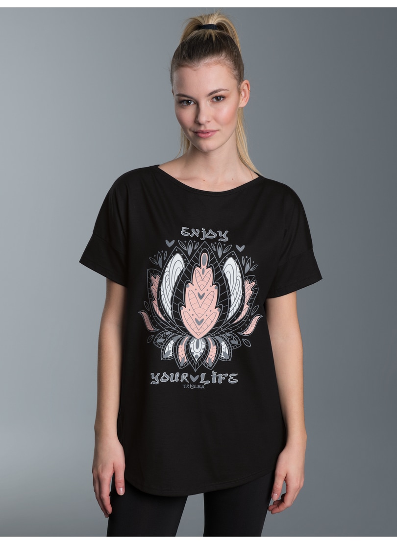 Trigema T-Shirt »TRIGEMA Oversized T-Shirt mit Printmotiven«, (1 tlg.)