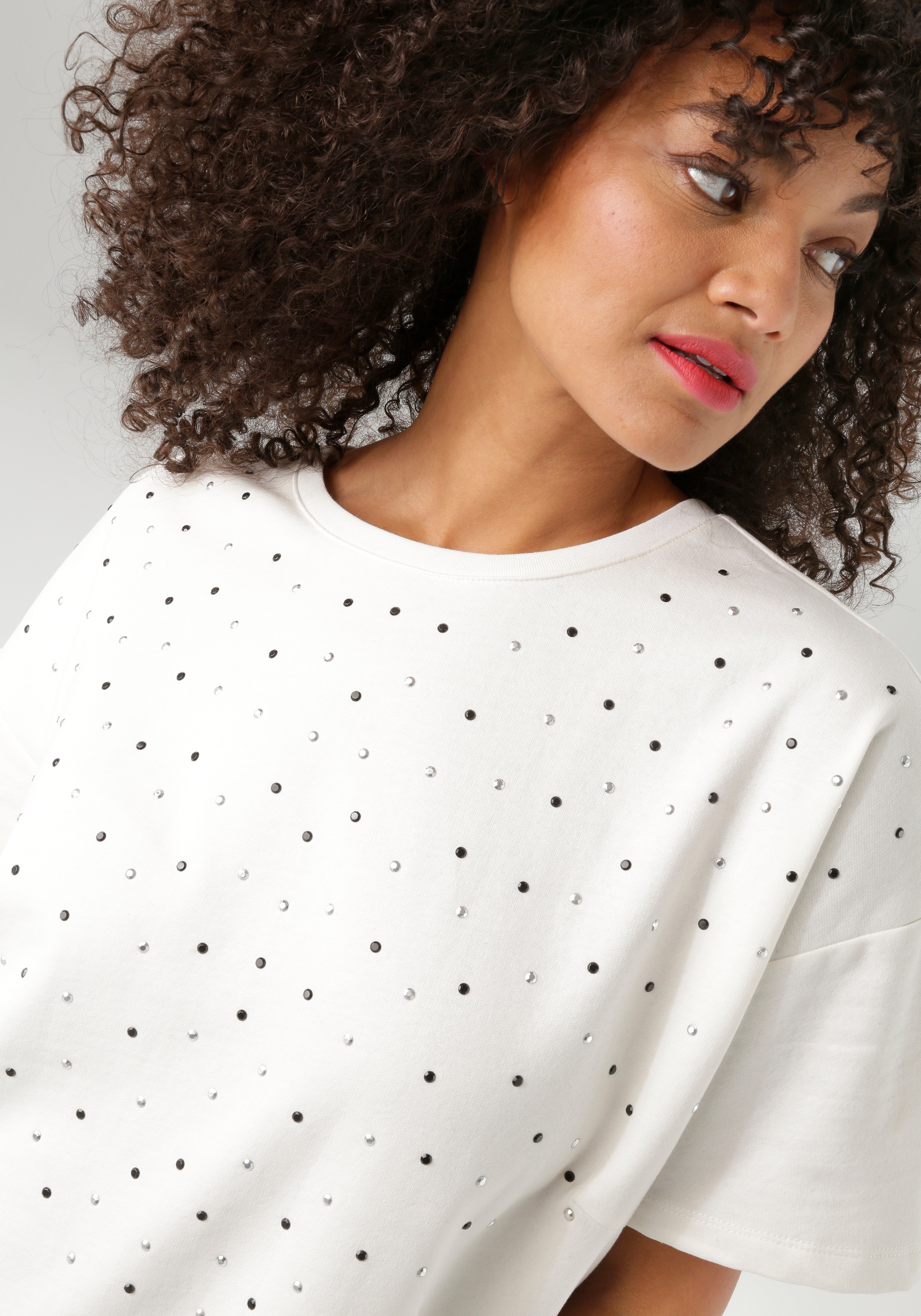 Thumbnail - Aniston PLUS Kurzarmshirt mit Nieten Applikation verziert - NEUE KOLLEKTION