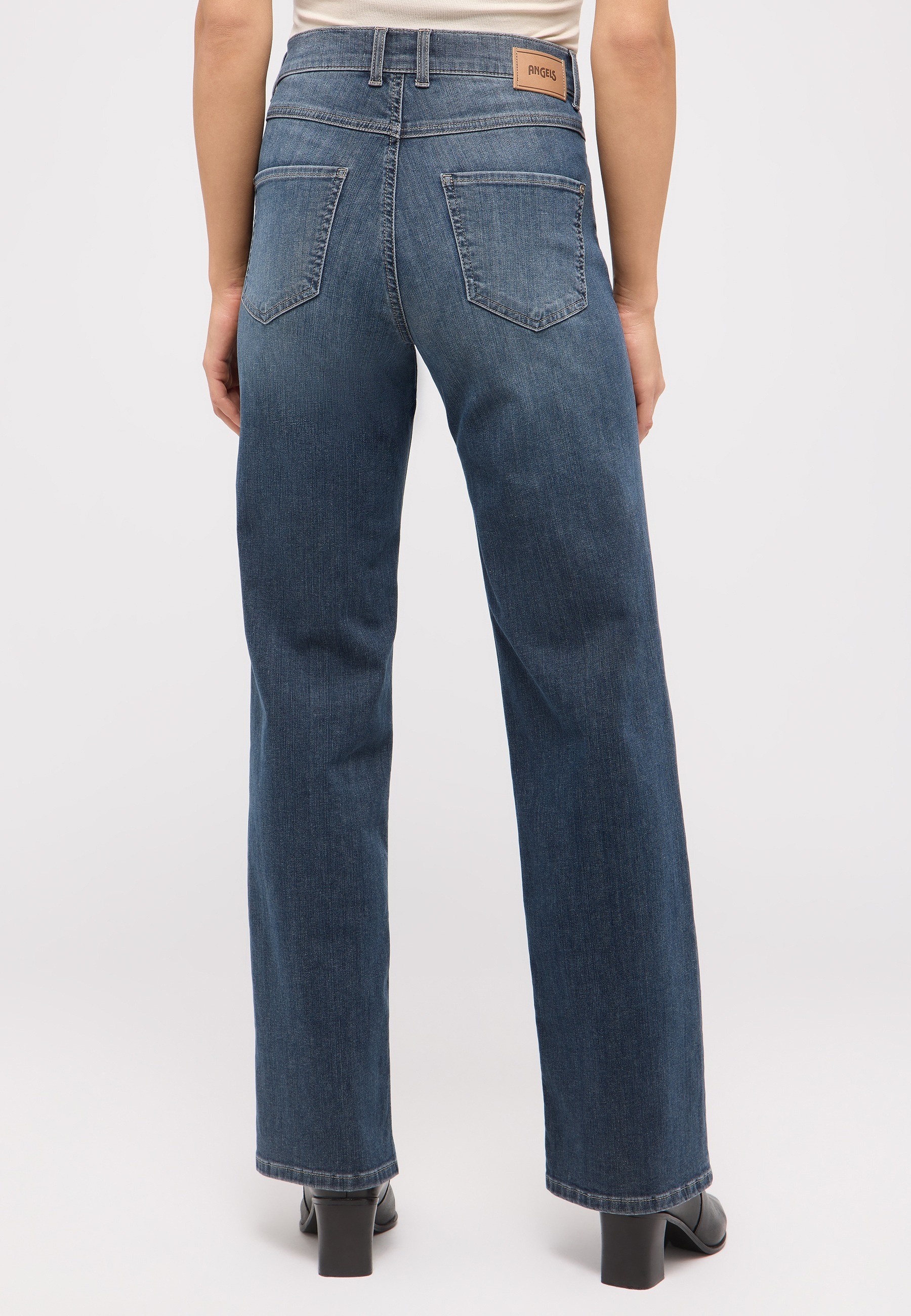 ANGELS Stretch-Jeans "LARA" weite Passform, aus Baumwollmischung, mit Metal günstig online kaufen