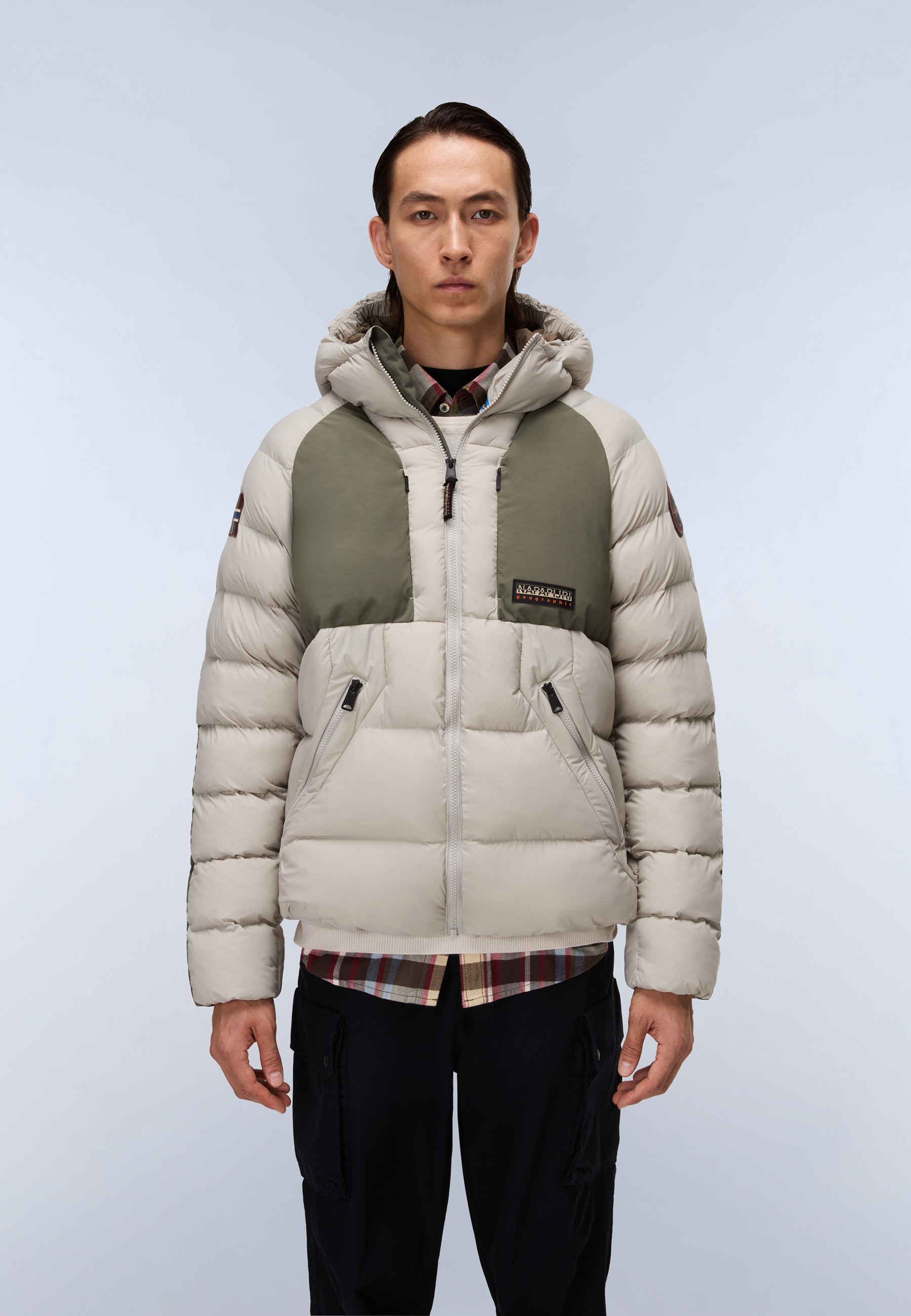 Napapijri Steppjacke "A-MOESA PUF" mit Kapuze mit Kapuze, wasserabweisend, windabweisend