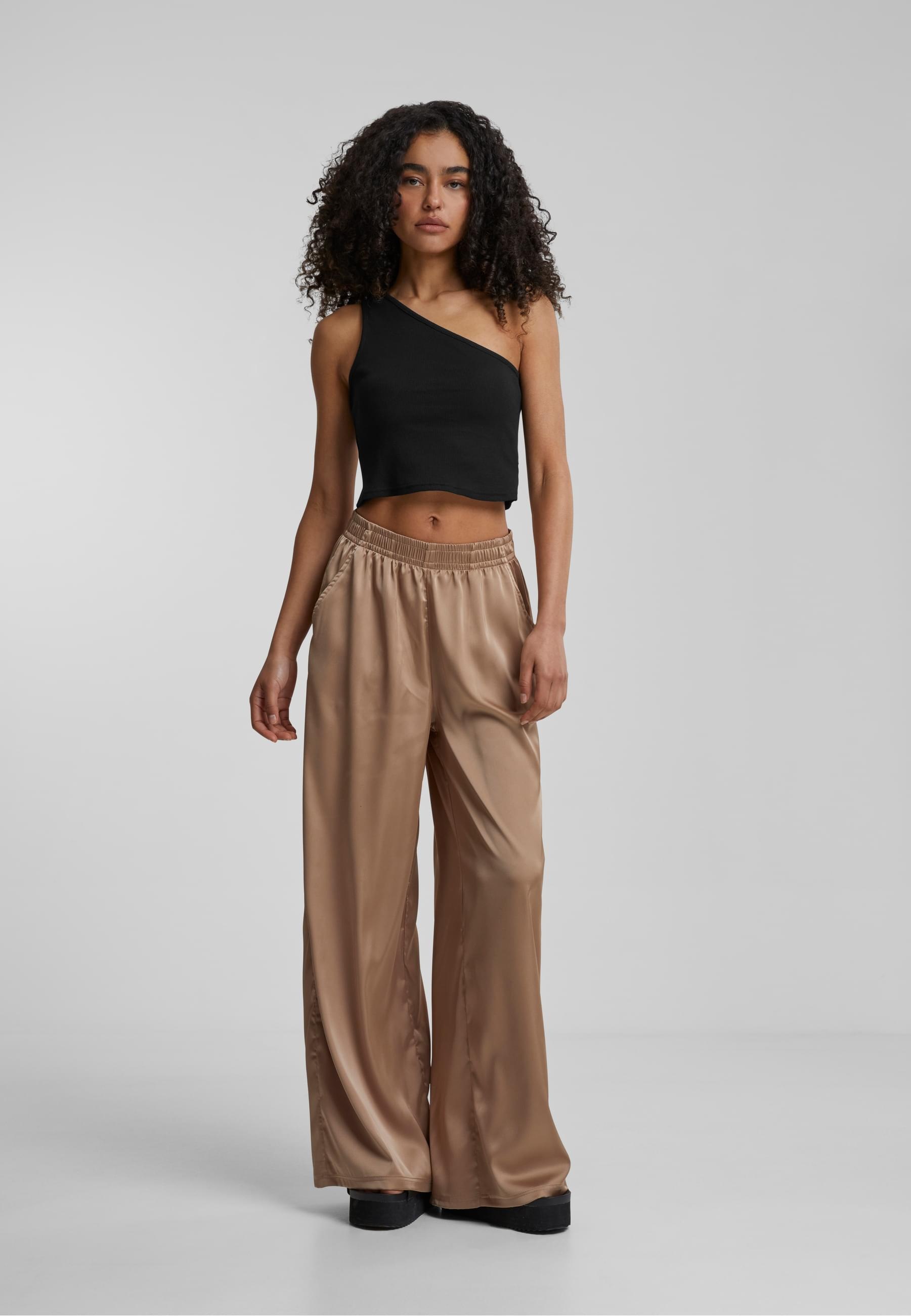 URBAN CLASSICS Muskelshirt »Urban Classics Damen Ladies Cropped Asymmetric Top«, (1 tlg.)