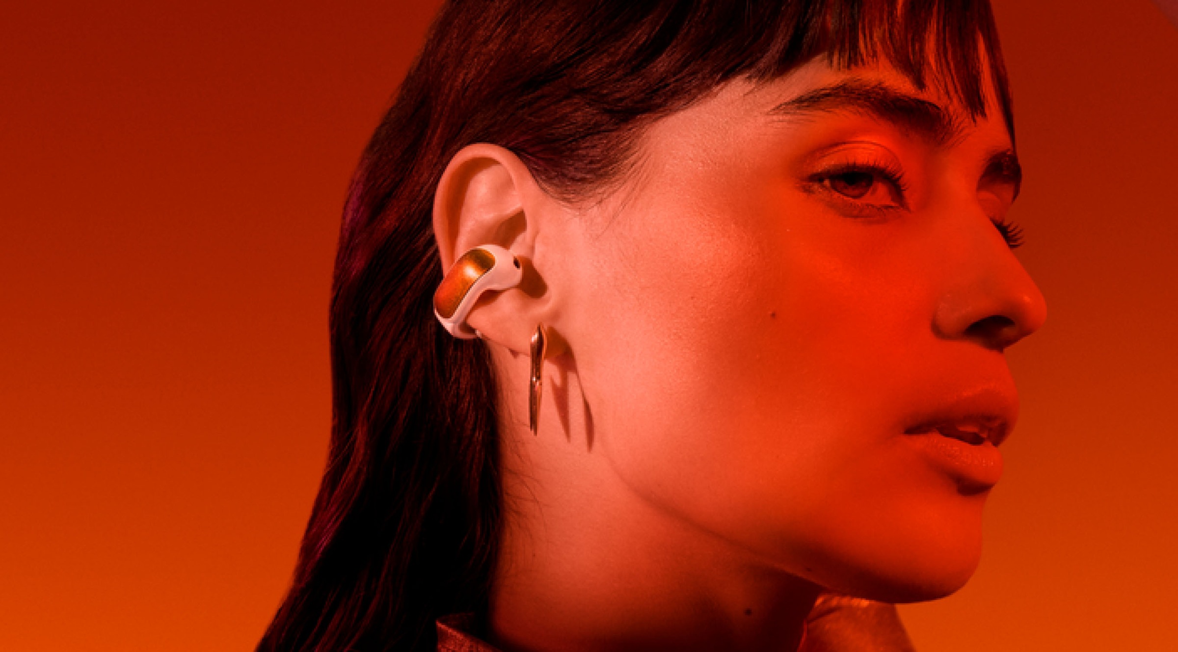 Bose Kopfhörer »Ultra Open Earbuds mit 2 Modi: Immersive Sound, Stereo«, Bluetooth, Stummschaltung, Simple Sync, Google Fast Pair, Umgebung wahrnehmen