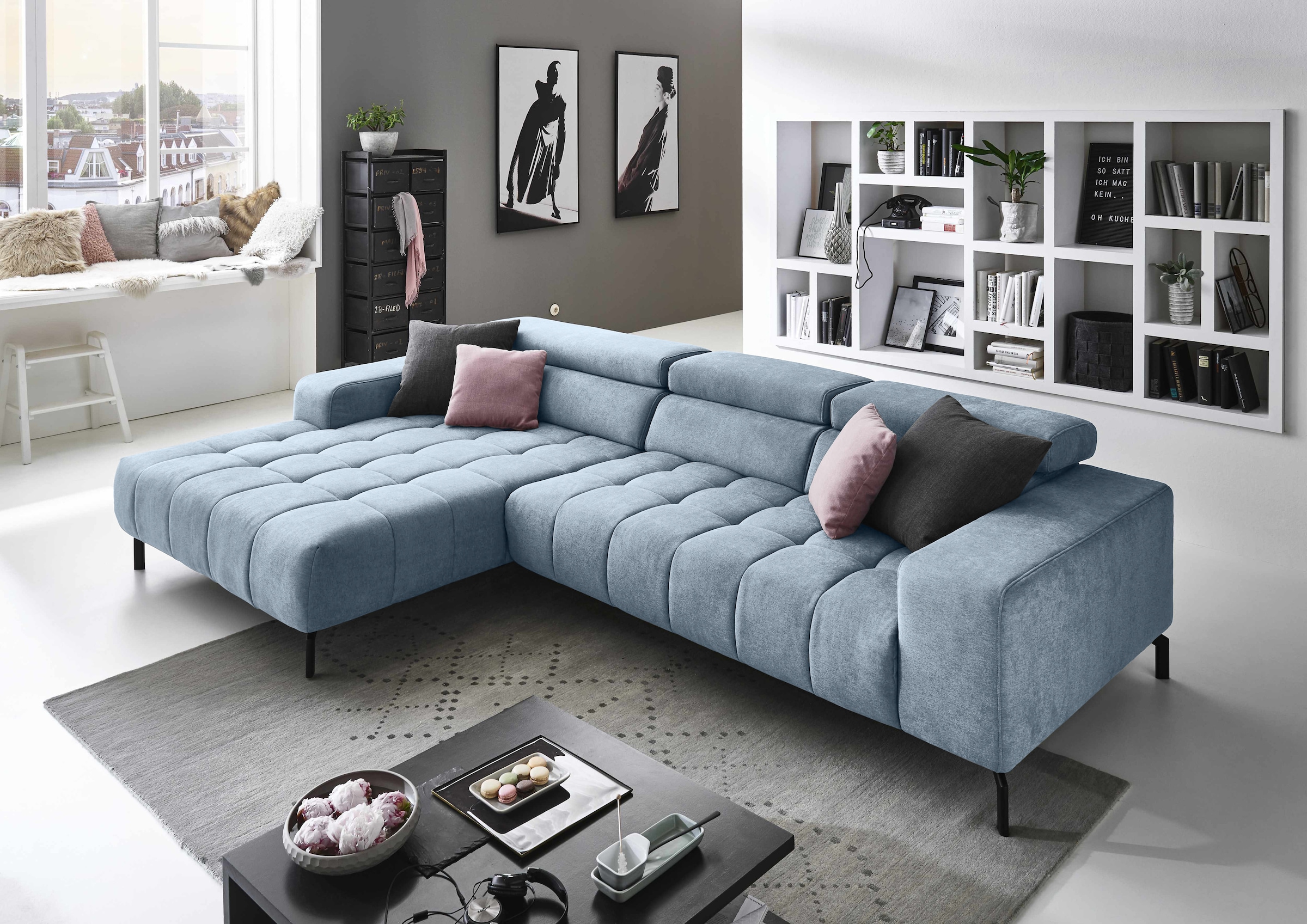 Die PlanBar Ecksofa »MP-IN18022 L-Form«, mit Kopfteilverstellung & Zierkissen, optional Sitztiefenverstellung