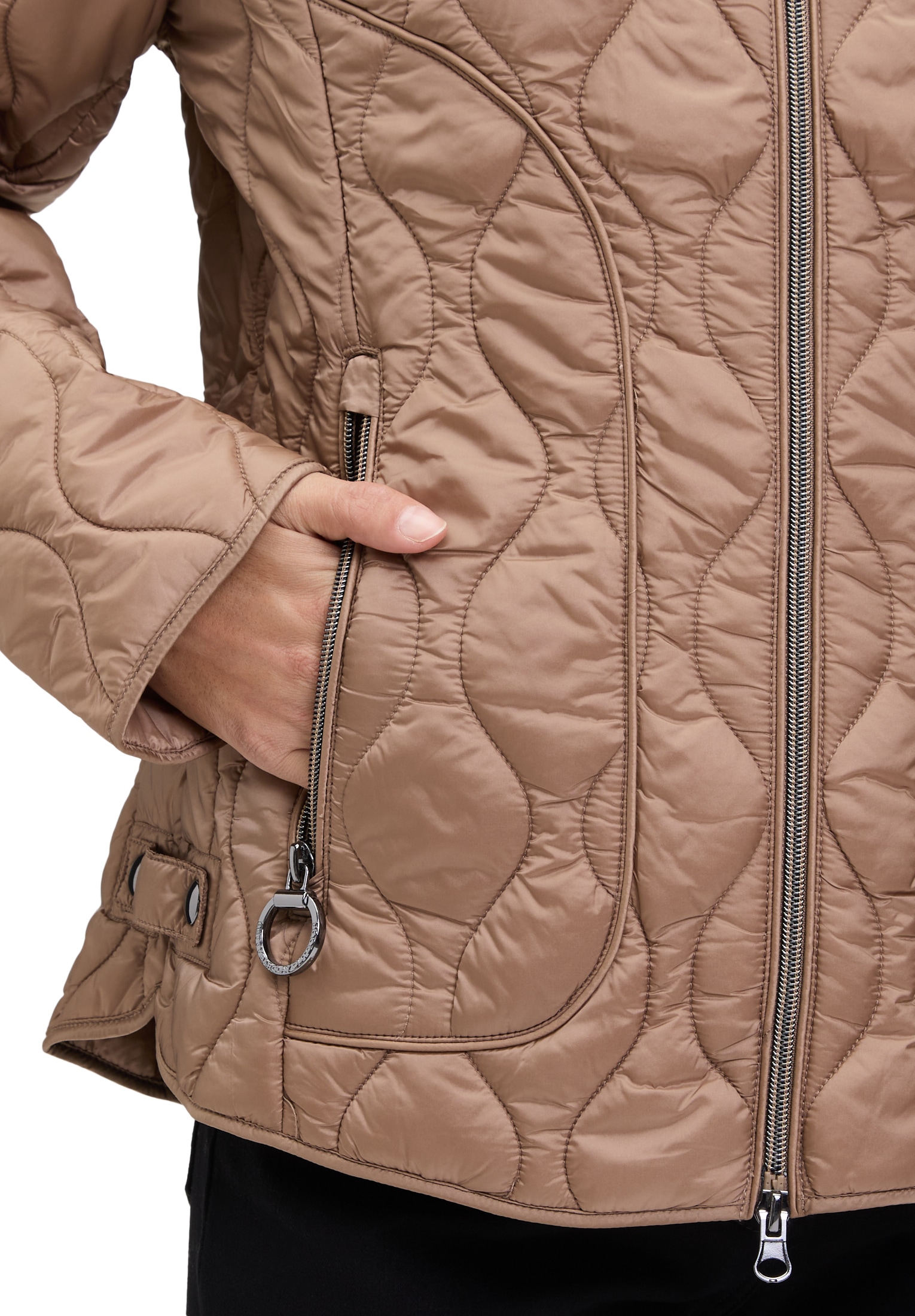 Betty Barclay Outdoorjacke »Betty Barclay Outdoorjacke mit abnehmbarer Kapuze«, mit Kapuze
