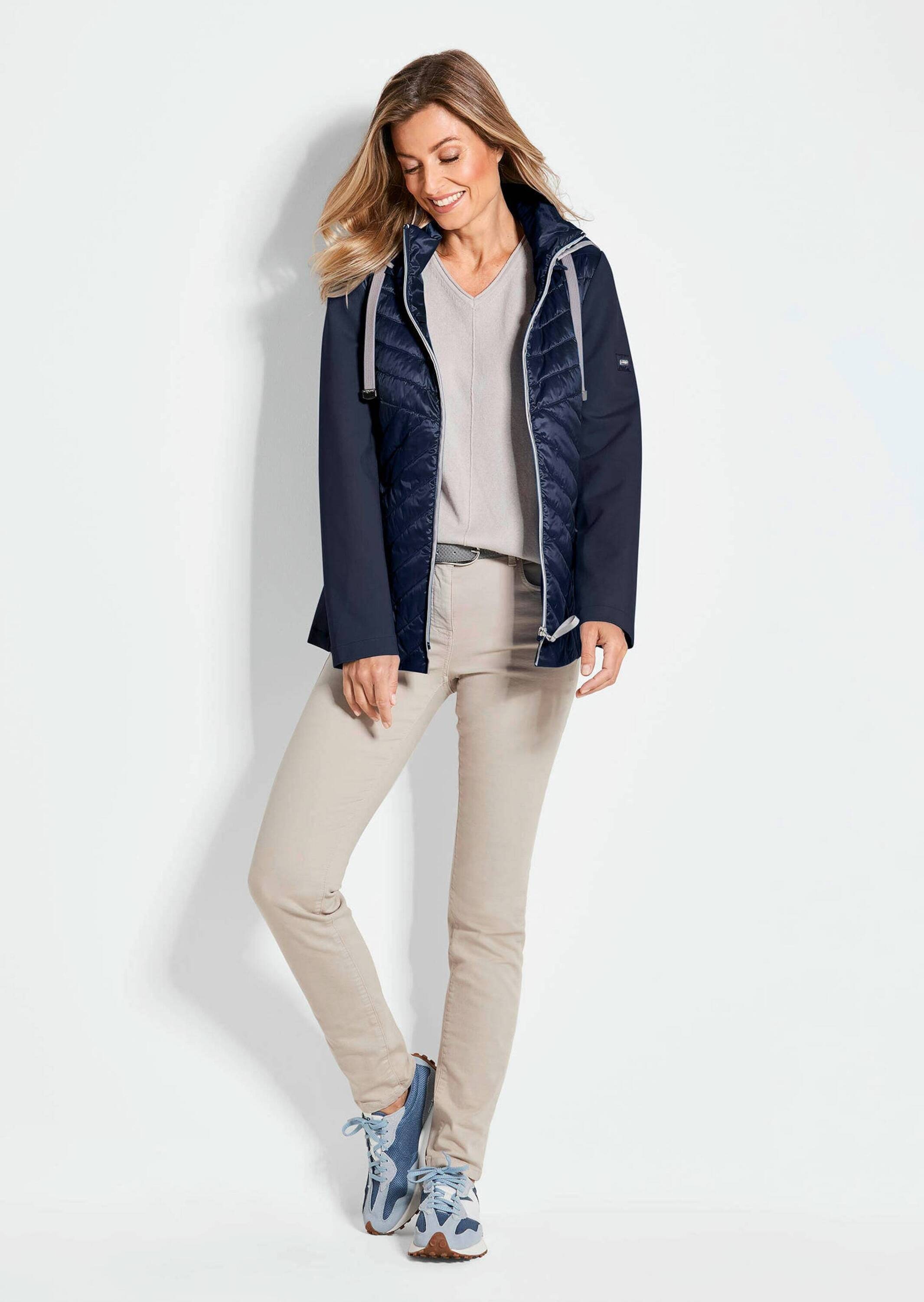 GOLDNER Kurzjacke "Kurzgröße Steppjacke mit abnehmbarer Kapuze" Kontrastfar günstig online kaufen