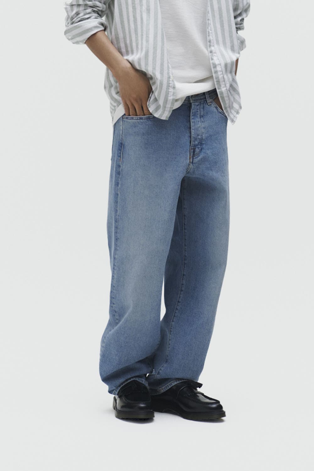 SELECTED HOMME Relax-fit-Jeans »SLH220-LOOSE KOBE 3501 L.B WASH JNS NOOS«