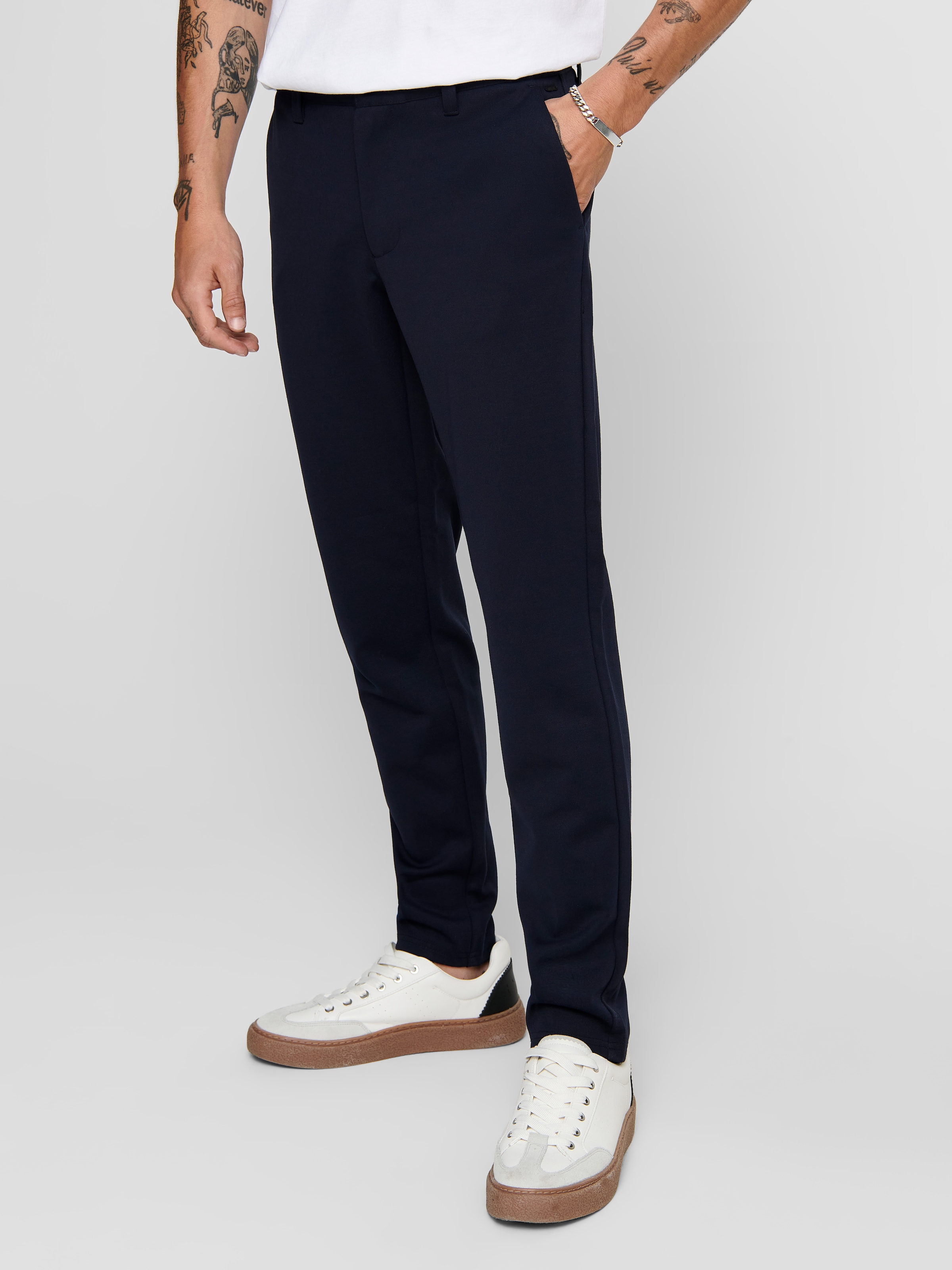 Chinos ONLY & SONS "ONSMARK SLIM GW 0209 PANT NOOS", Herren, Gr. 33, Länge 30, blau (night sky), Web, Obermaterial: 76% Polyester, 20% Viskose, 4% Elasthan, unifarben, schmal normal, Hosen