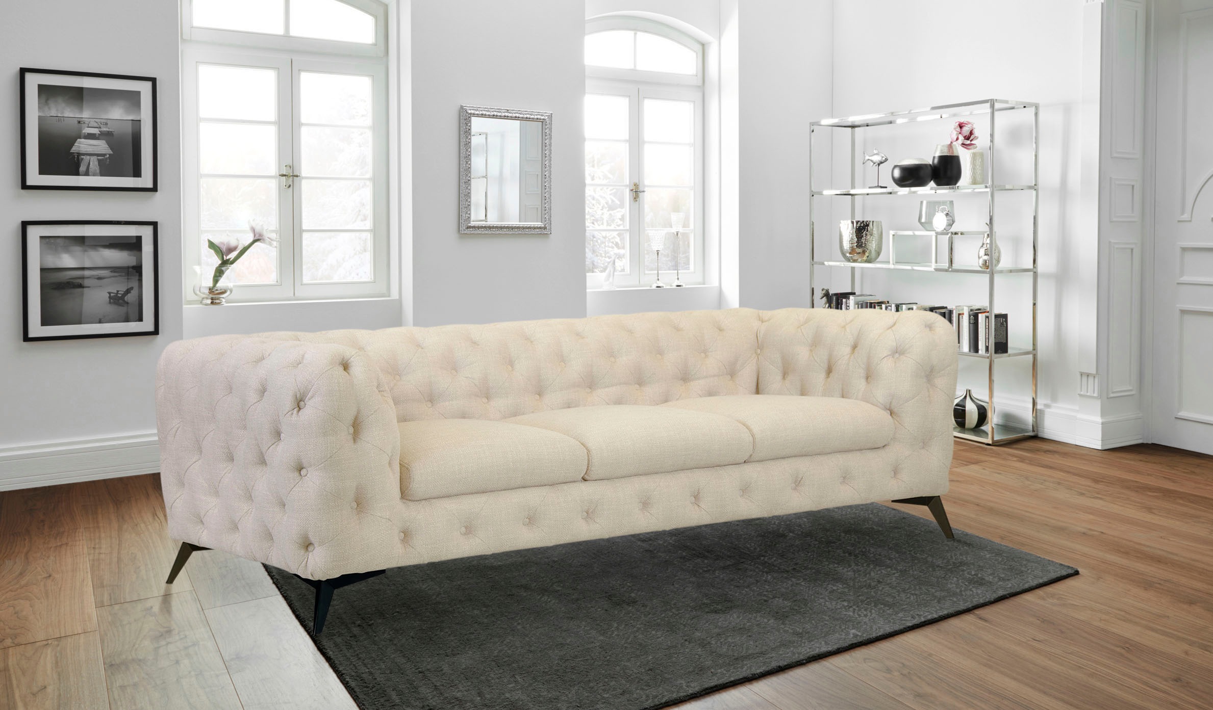 Leonique Chesterfield-Sofa »Glynis«, aufwändige Knopfheftung, moderne Chesterfield Optik, Fußfarbe wählbar