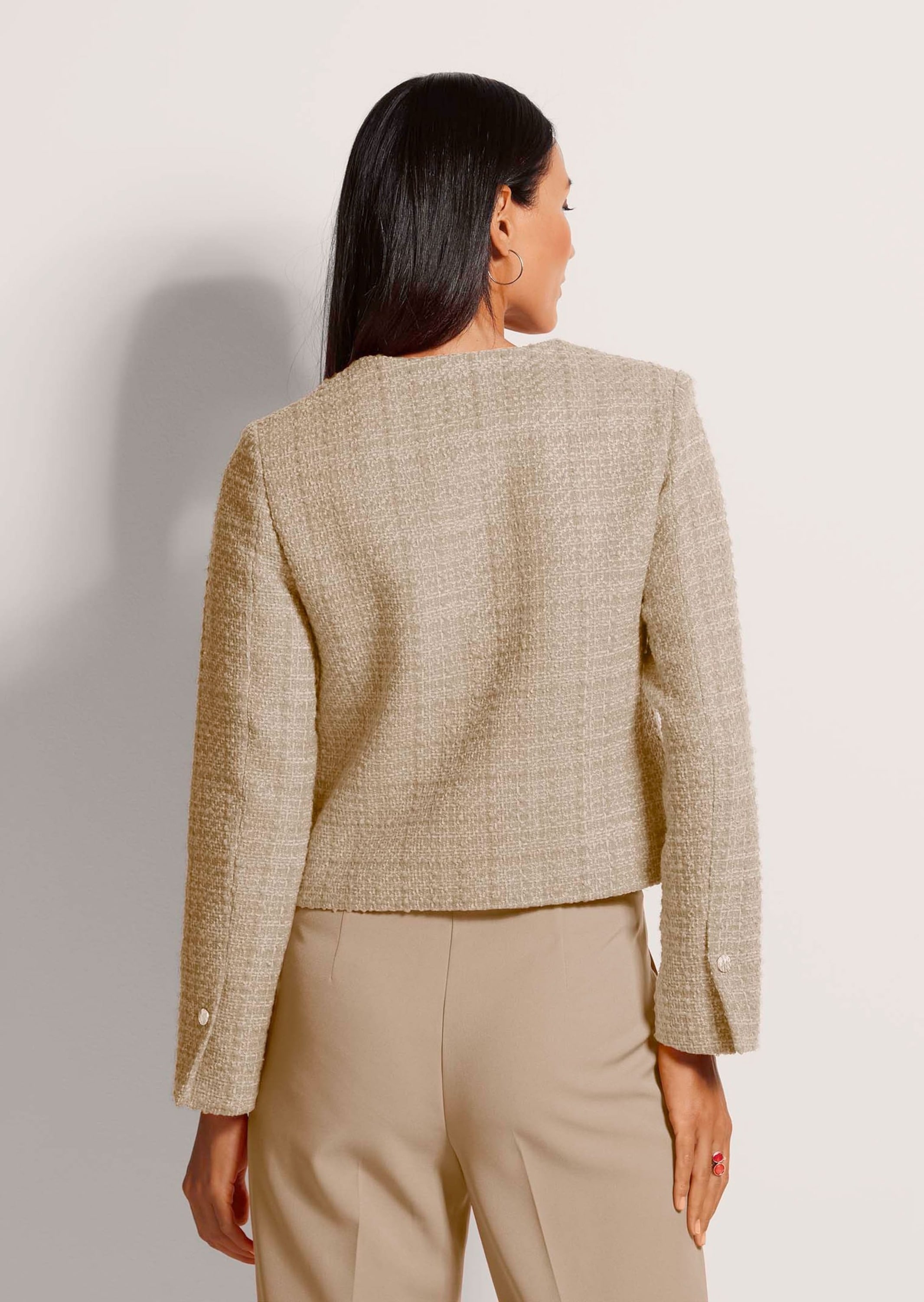 MADELEINE Jerseyblazer »Blazer Eleganter Tweed-Kurzblazer mit Metallknöpfen«