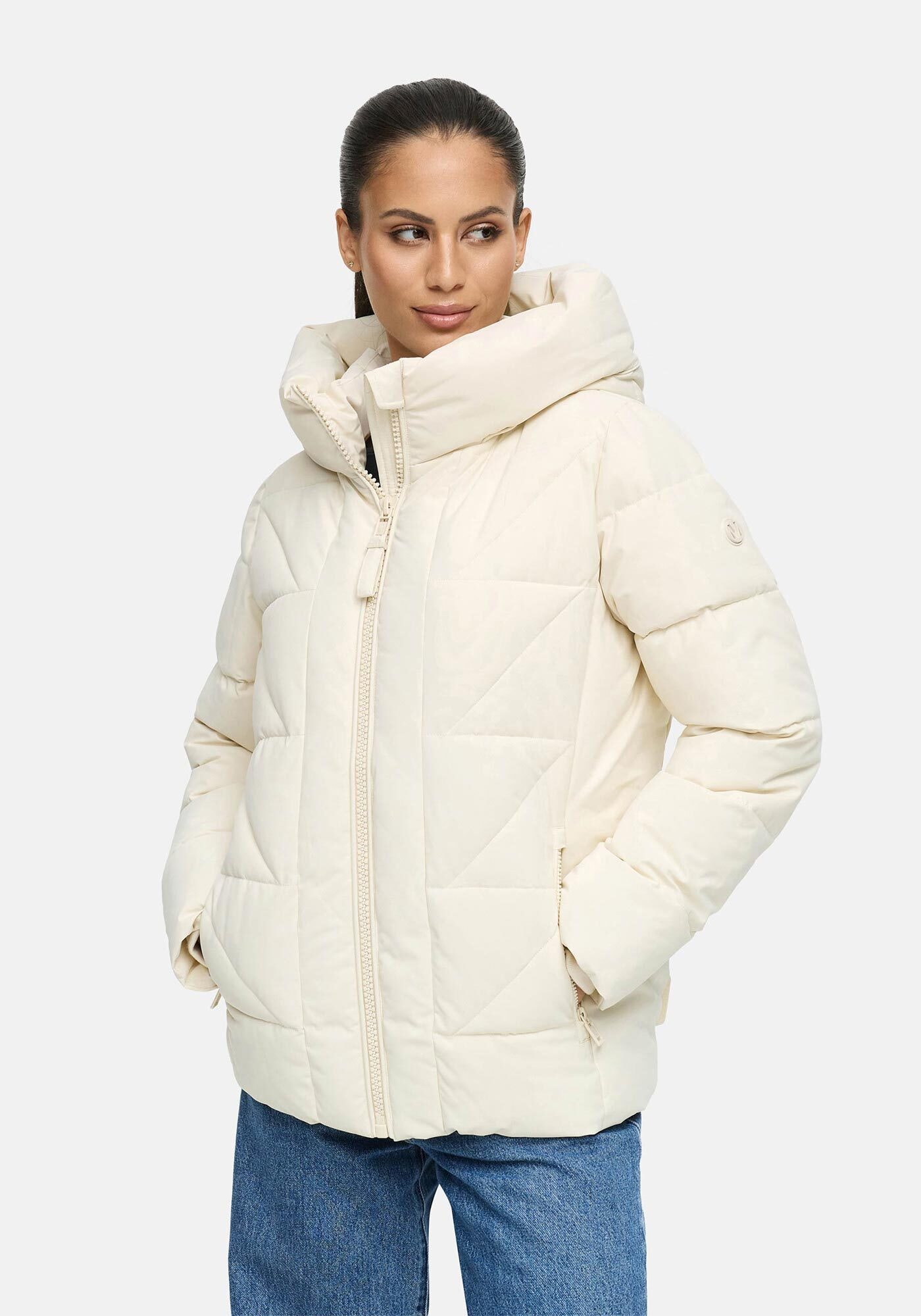 Marikoo Winterjacke »Kuschelnasee«, Isolierung mit leichter Wärme