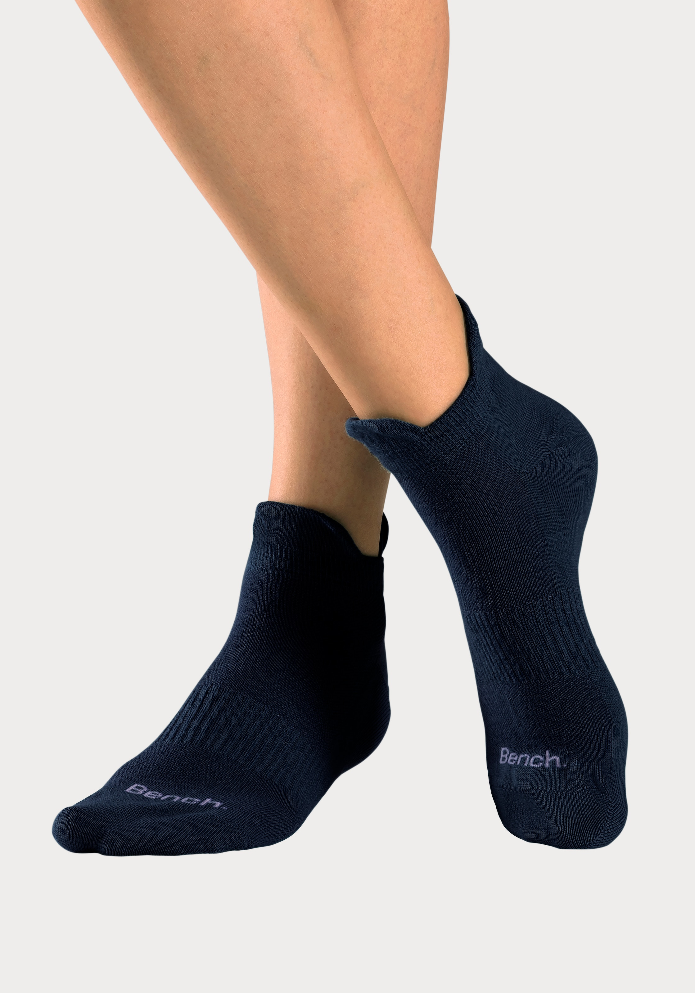 Bench. Sneakersocken Packung, 6 Stk. tlg. mit feiner Mesh Konstruktion und Mittelfußgummi