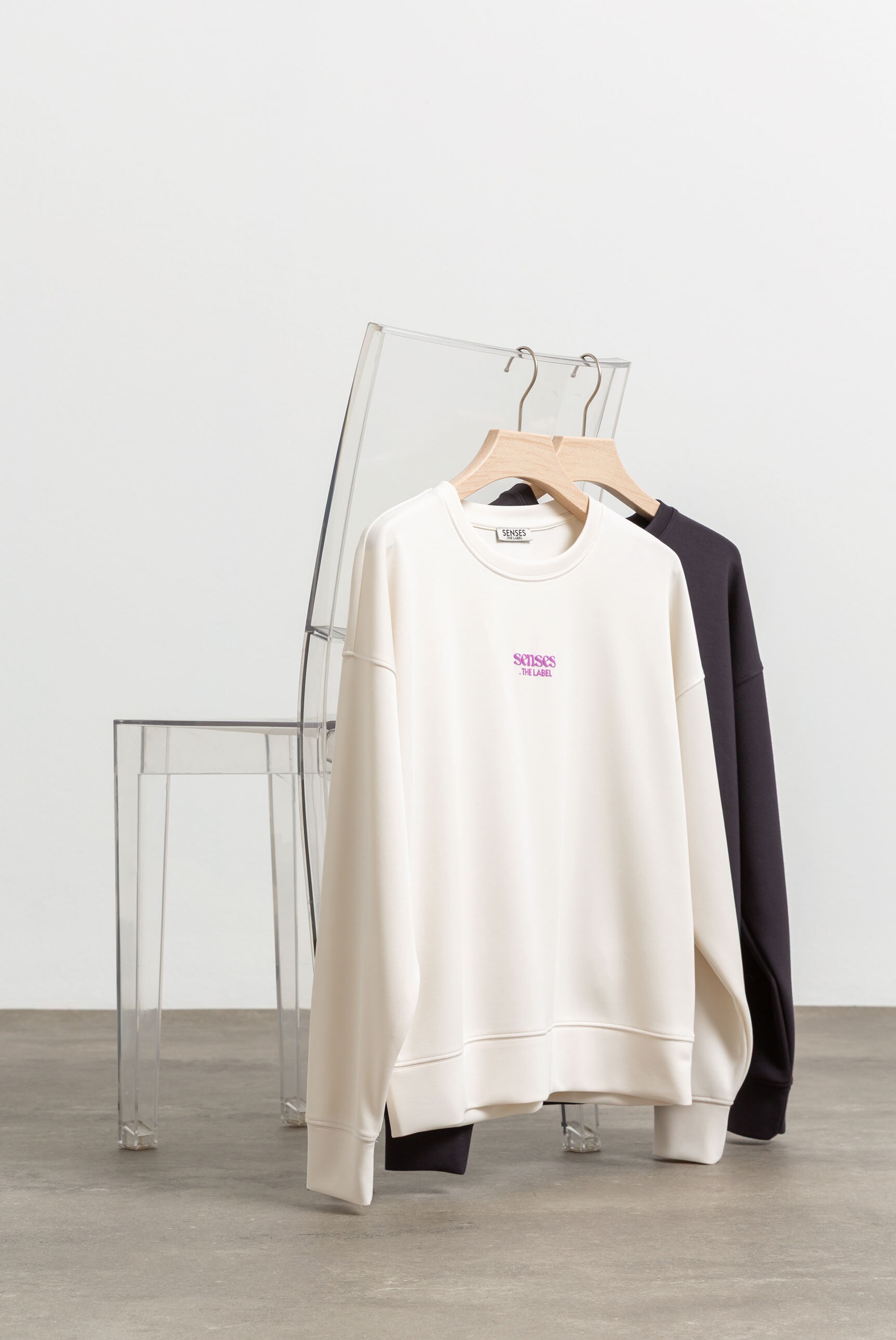 SENSES.THE LABEL Sweater

