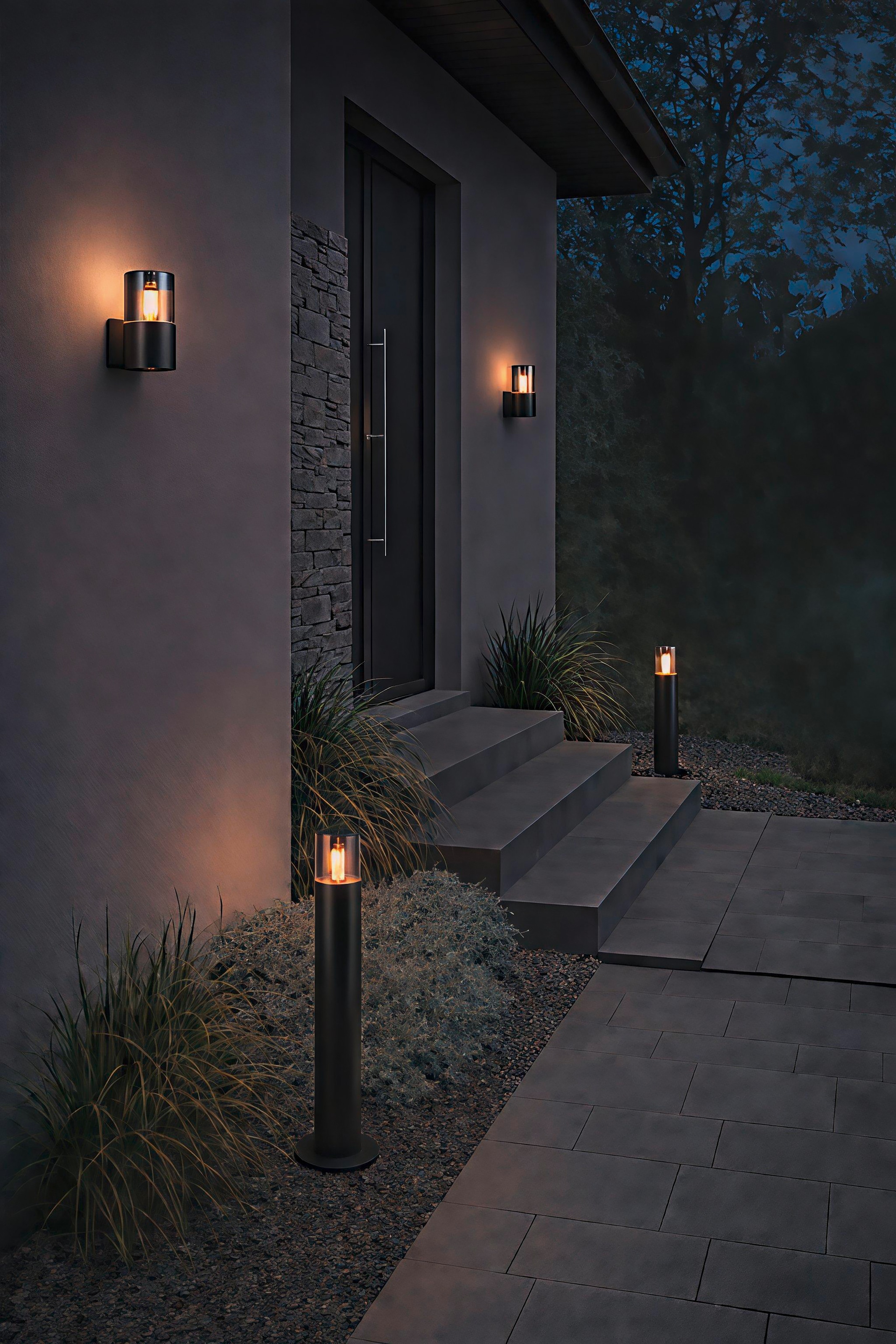 TRIO Leuchten Außen-Wandleuchte »HOOSIC, Outdoor Wandlampe exkl 1x E27 max 28W, Hauswand-Leuchte« E27 1 Stk. warmweiß - kaltweiß Garten Wandleuchte IP44, Kunststoff Schirm rauchfarbig