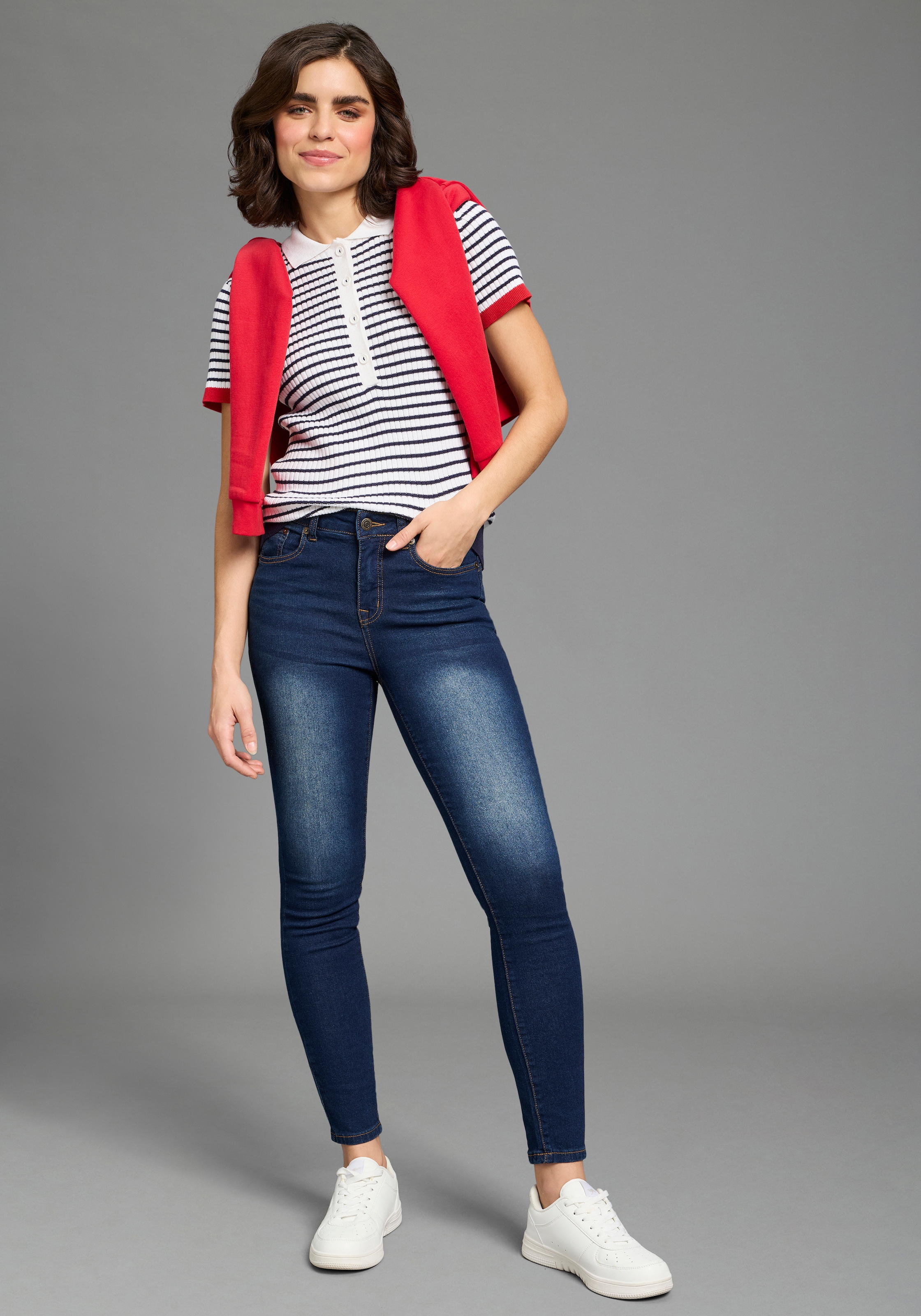 KangaROOS Slim-fit-Jeans »CROPPED HIGH WAIST SLIM FIT« schmale Passform,  Röhrenjeans,  trendige Used-Waschung