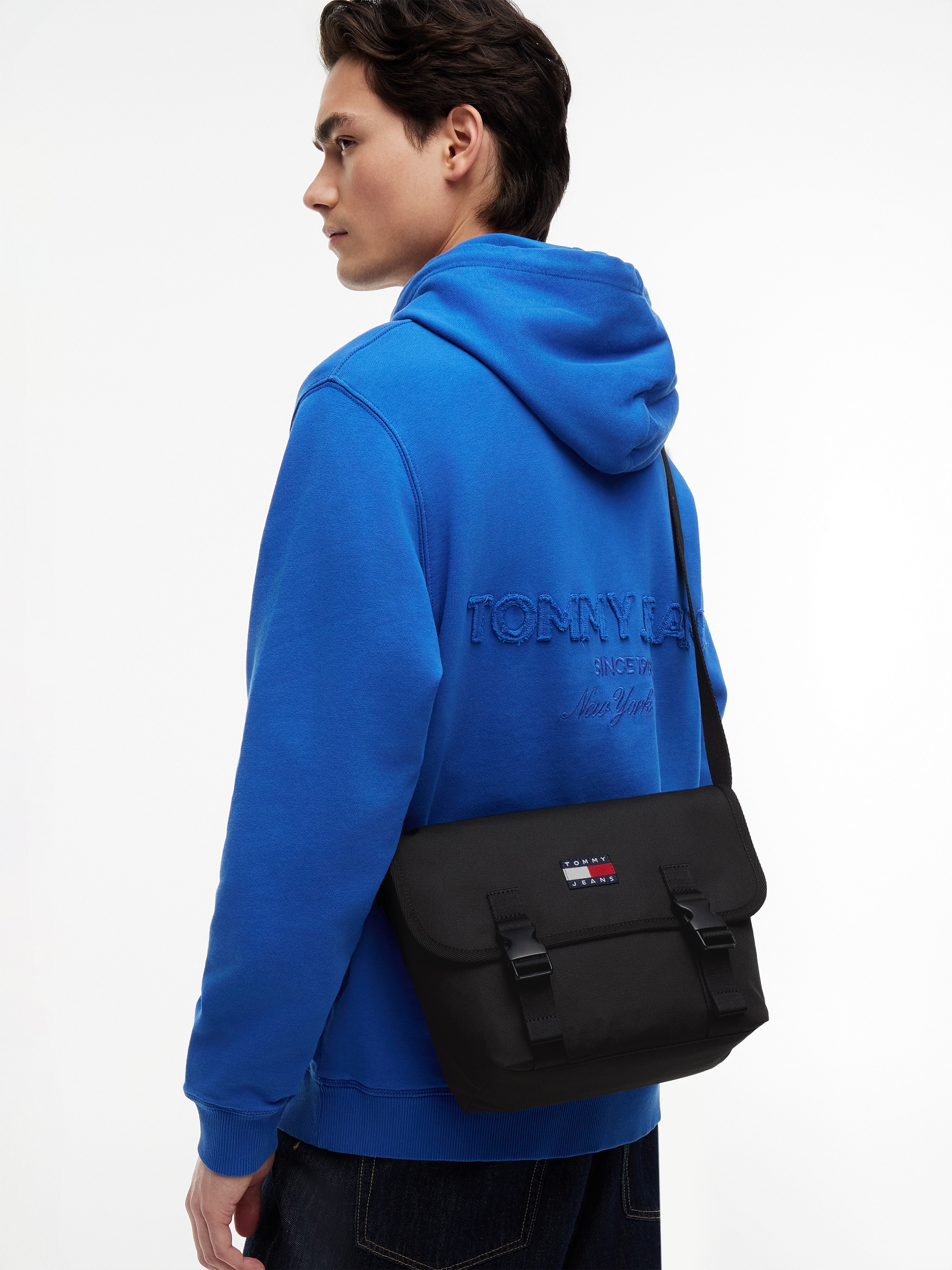 Tommy Jeans Messenger Bag "TJM ESS DAILY MESSENGER" Damen Schultertasche, Geschäftstasche mit Logo-Aufnäher