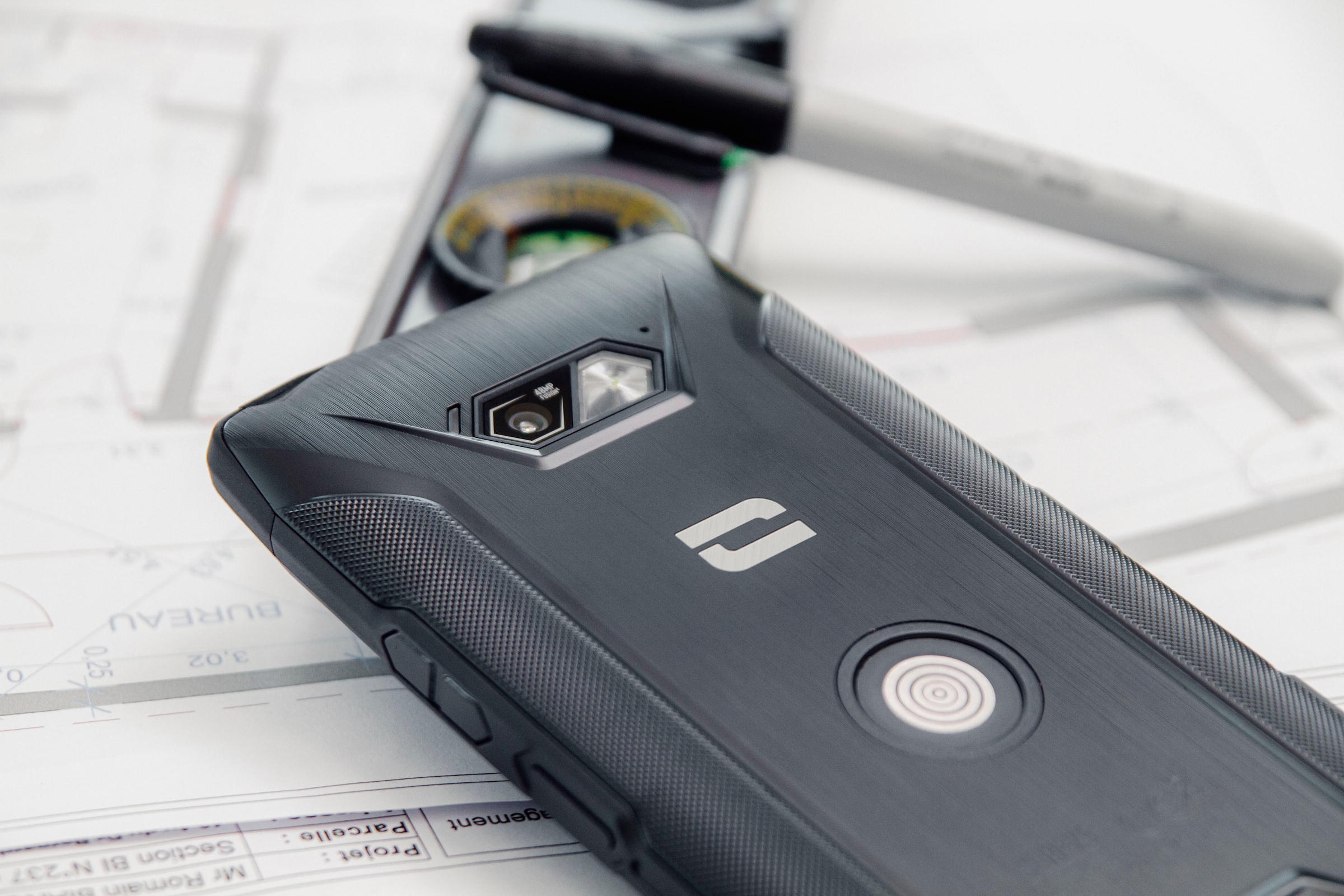 CROSSCALL Smartphone »Core-Z5«, schwarz