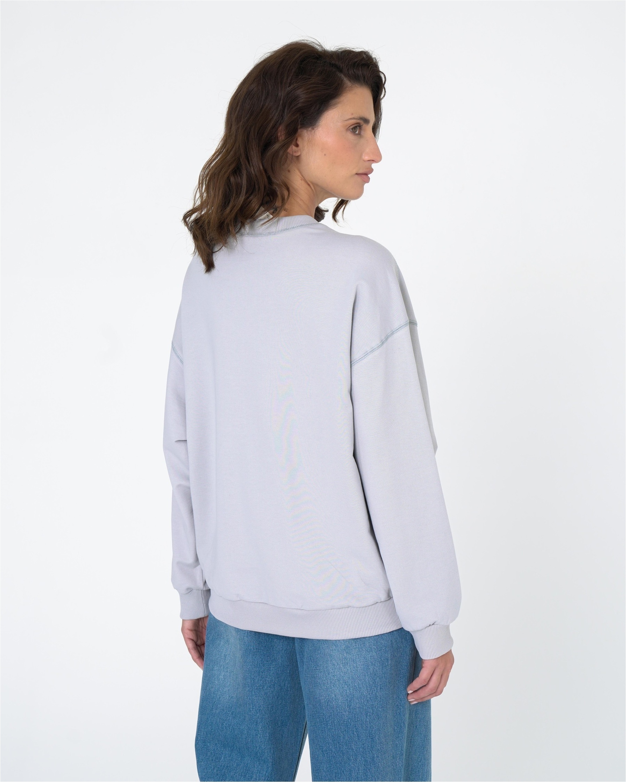 freshlions Sweatshirt »Doleres«, in klassisch modernem Design