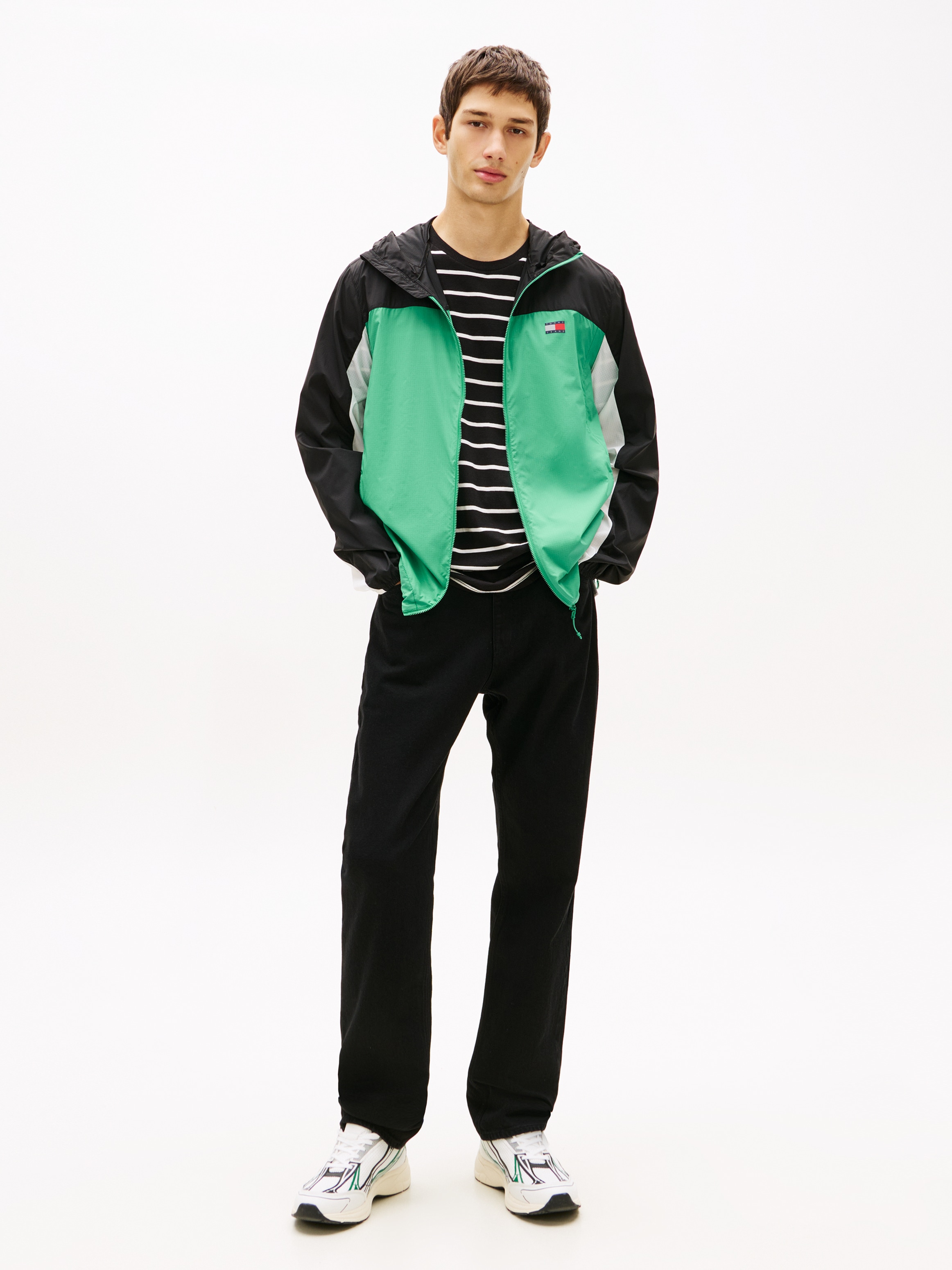 Tommy Jeans Slim-fit-Jeans »RYAN SLIM FIT« Slim fit mit praktischen Taschen