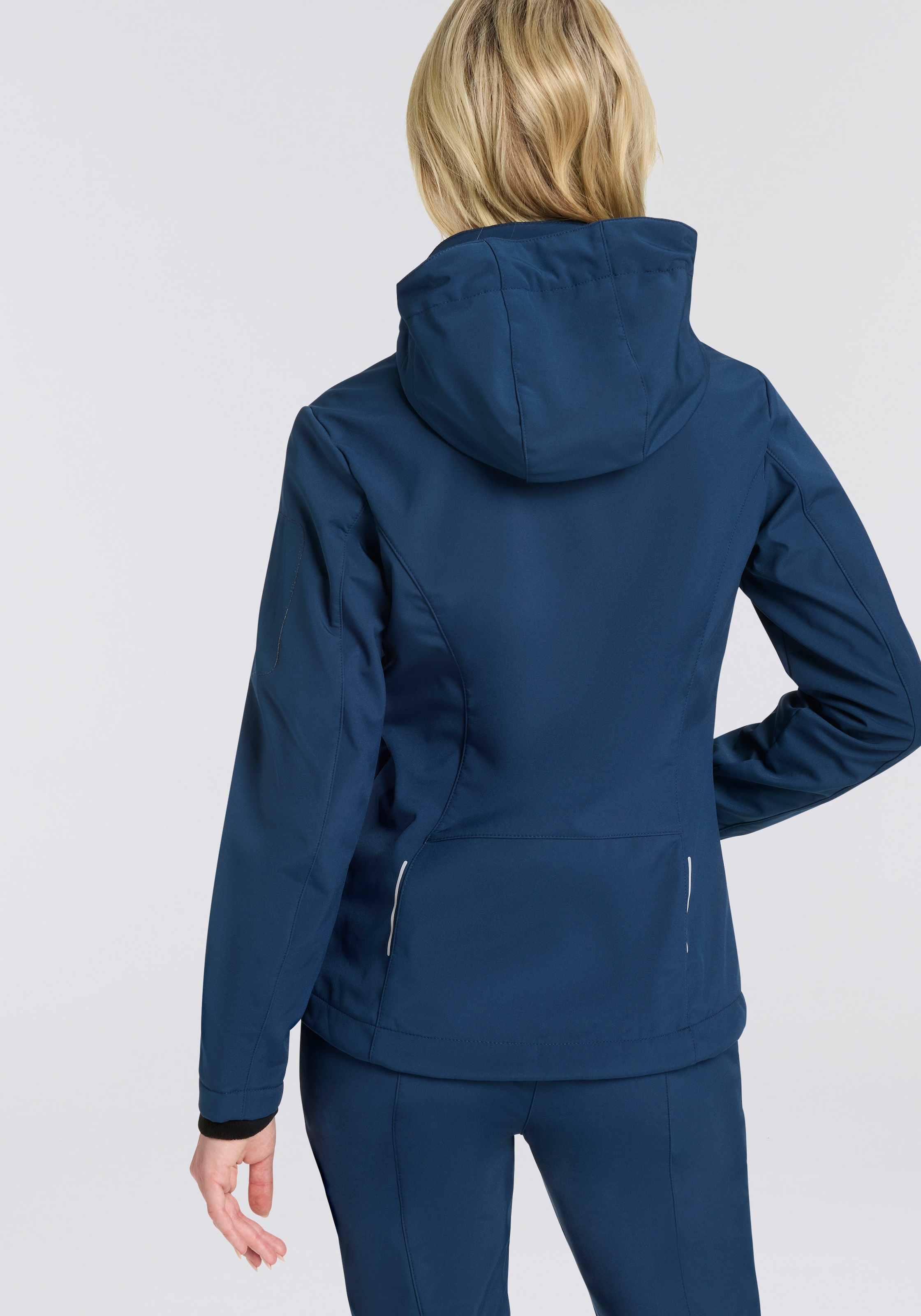 CMP Softshelljacke »WOMAN JACKET ZIP HOOD«, (1 St.), Wärmend & wind- & wasserabweisend