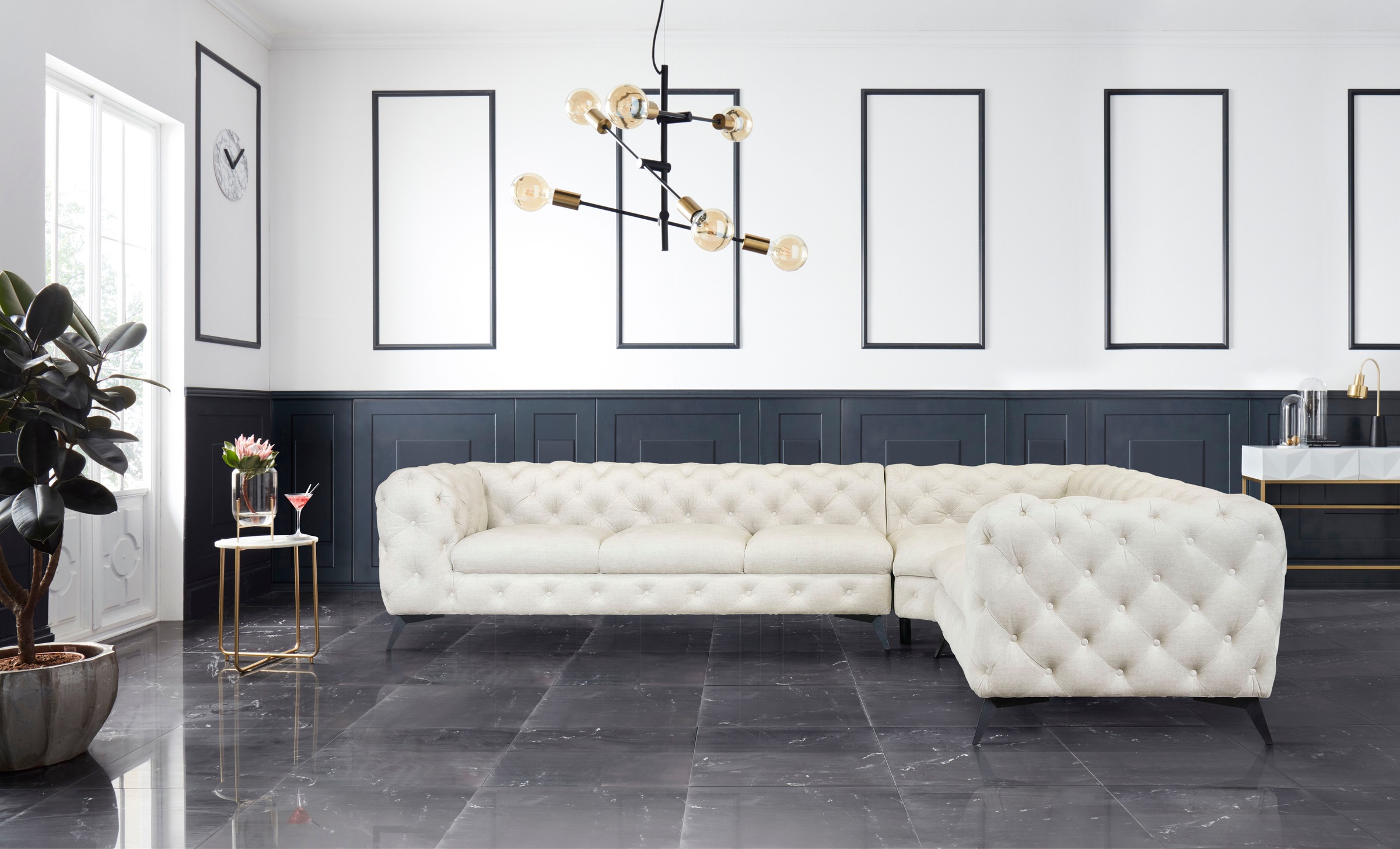 Leonique Chesterfield-Sofa »Ecksofa GLYNIS L-Form mit Wellenunterfederung, Maße B/T/H 323/264/75cm«, aufwändige Knopfheftung, moderne Chesterfield Optik, Fußfarbe wählbar