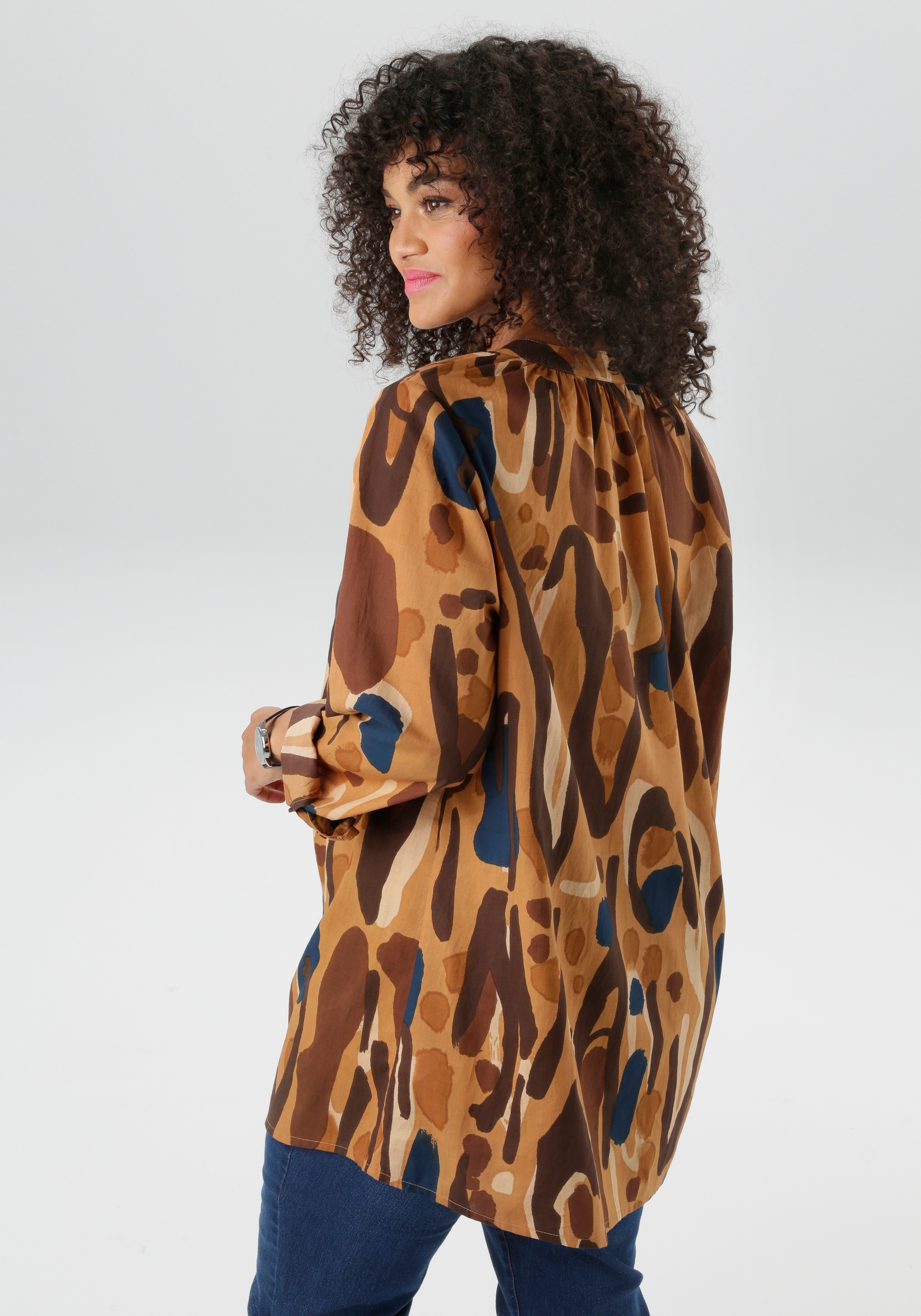 Thumbnail - Aniston PLUS Longbluse extravagant bedruckt im trendigen Farbverlauf