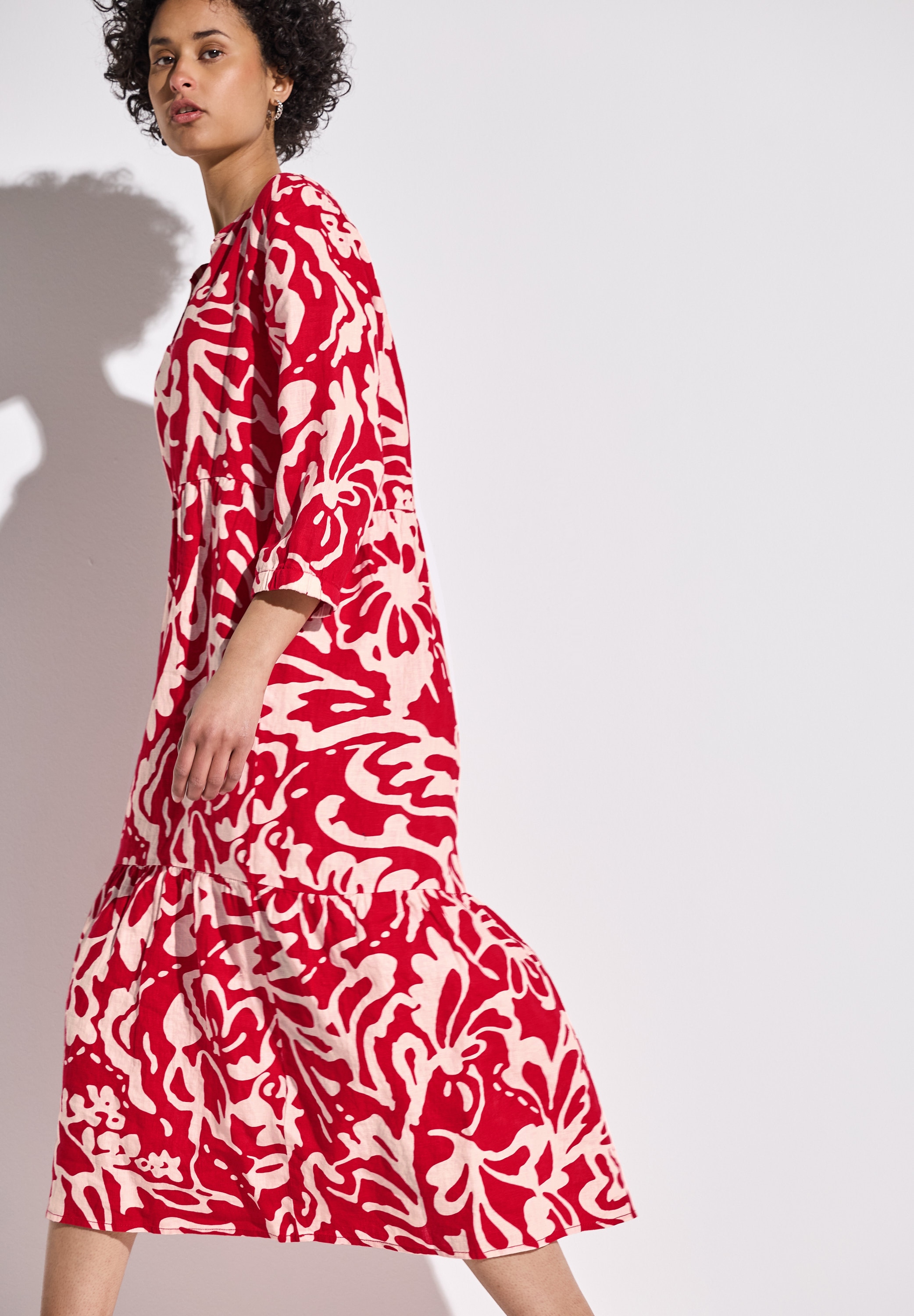 STREET ONE Midikleid, mit floralem Muster und Volants