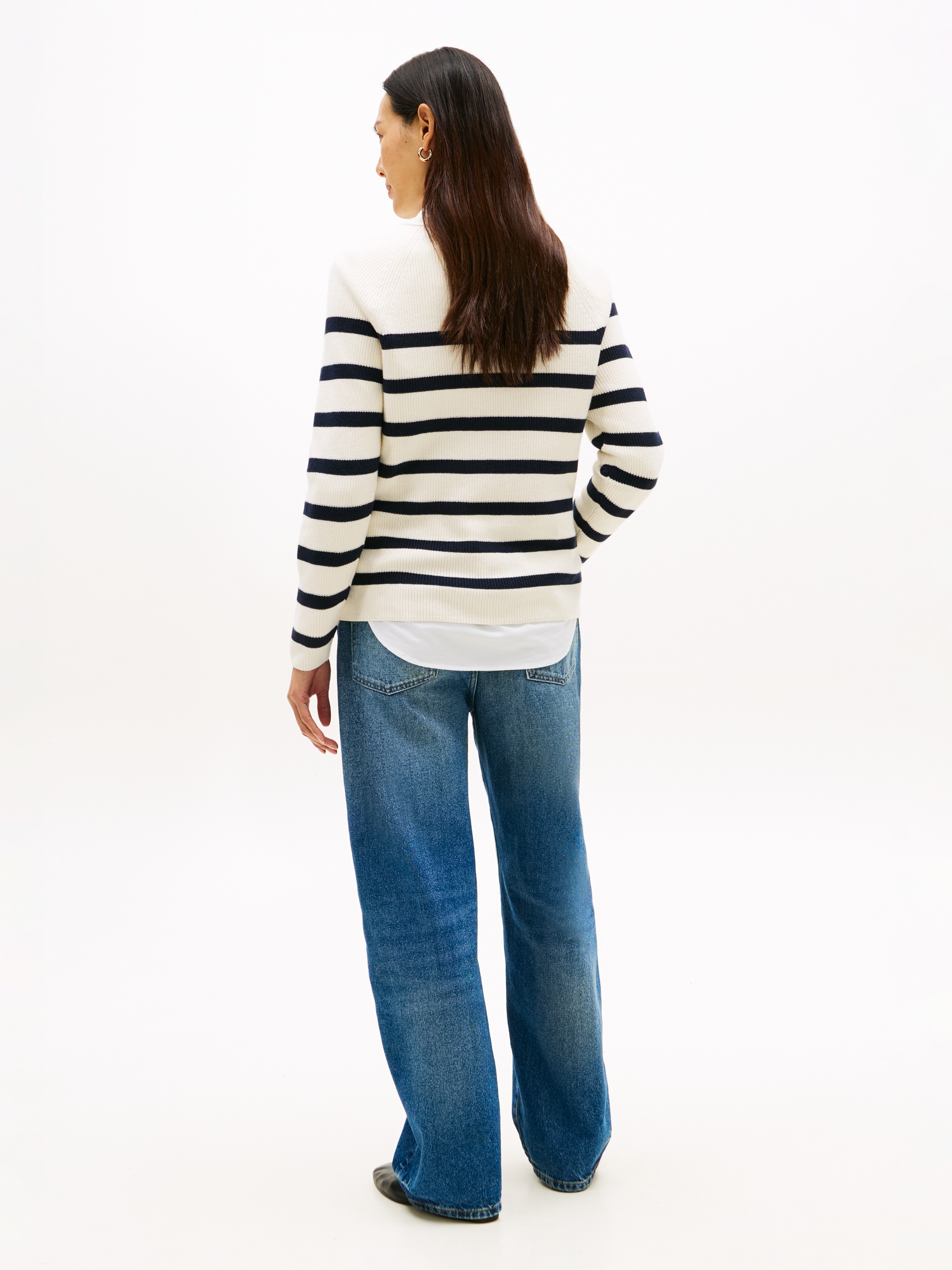 Tommy Hilfiger Strickpullover »CO CARDI STITCH V-NK LS« mit Logostickerei