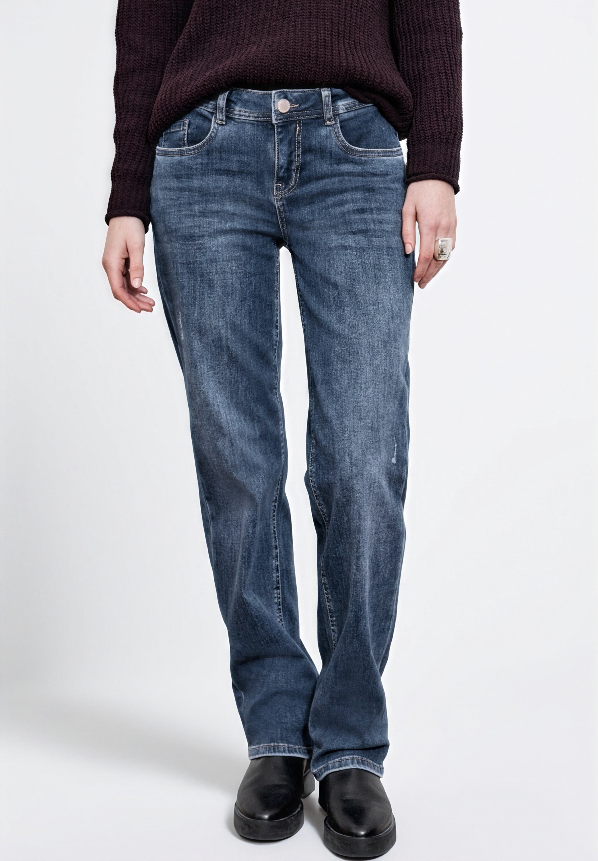 STREET ONE STUDIO Comfort-fit-Jeans mit destroyed Details