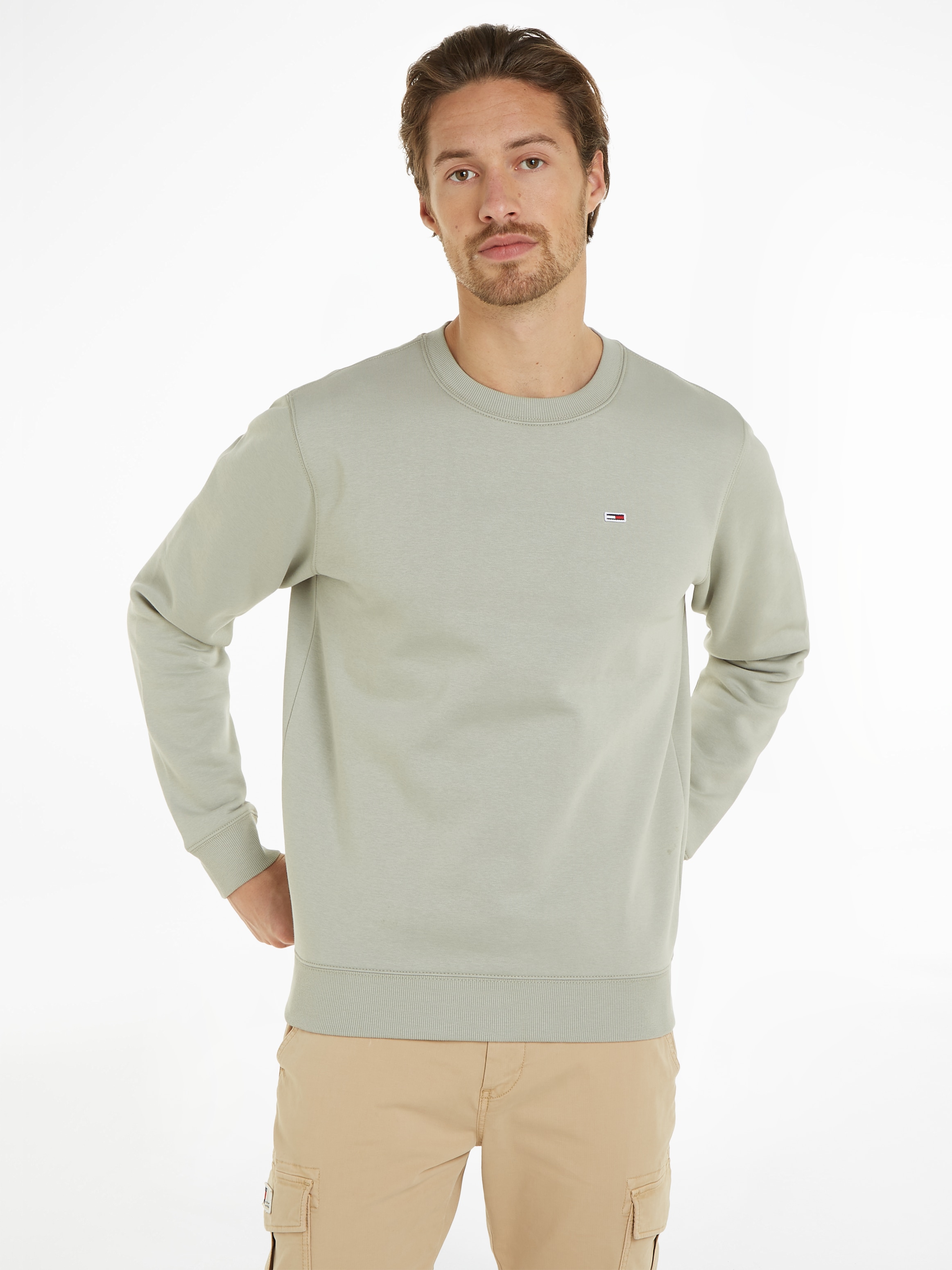 Tommy Jeans Sweatshirt "TJM REGULAR FLEECE C NECK", mit Markenlogo auf der Brust