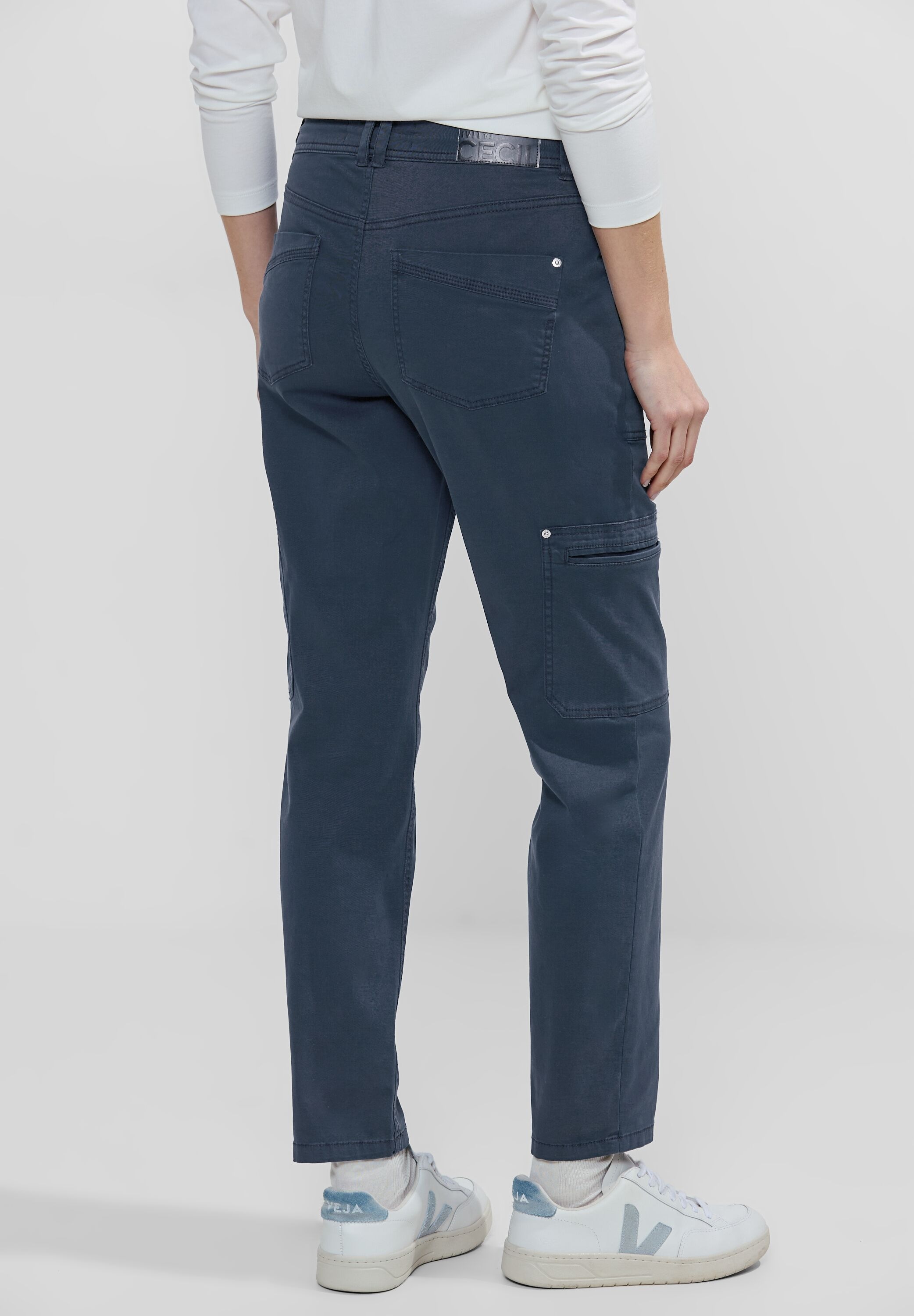 Cecil Cargohose, Middle Waist
