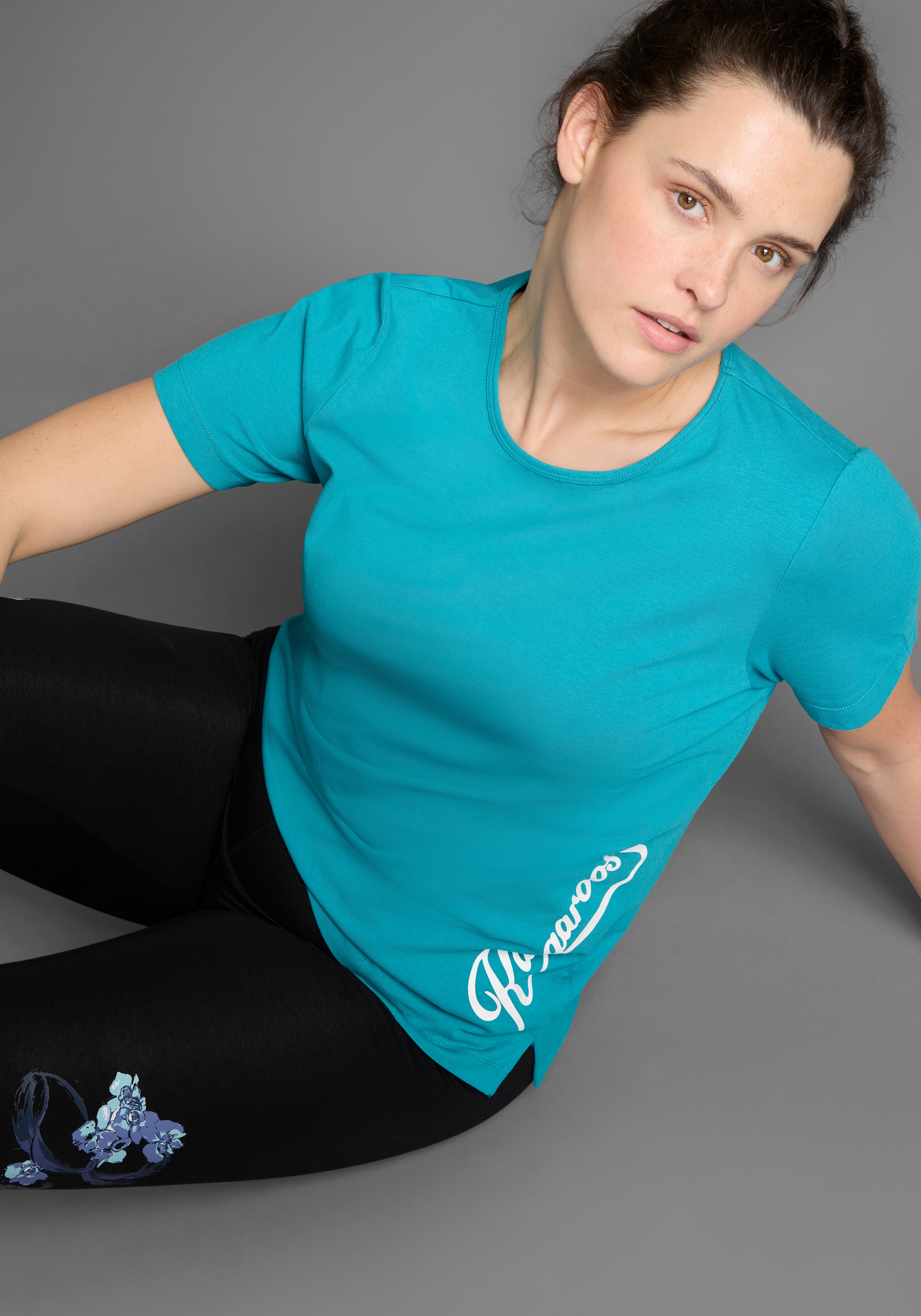 Thumbnail - KangaROOS T-Shirt, Kurzarm, figurumspielend, unifarben, Rundhalsausschnitt, casual