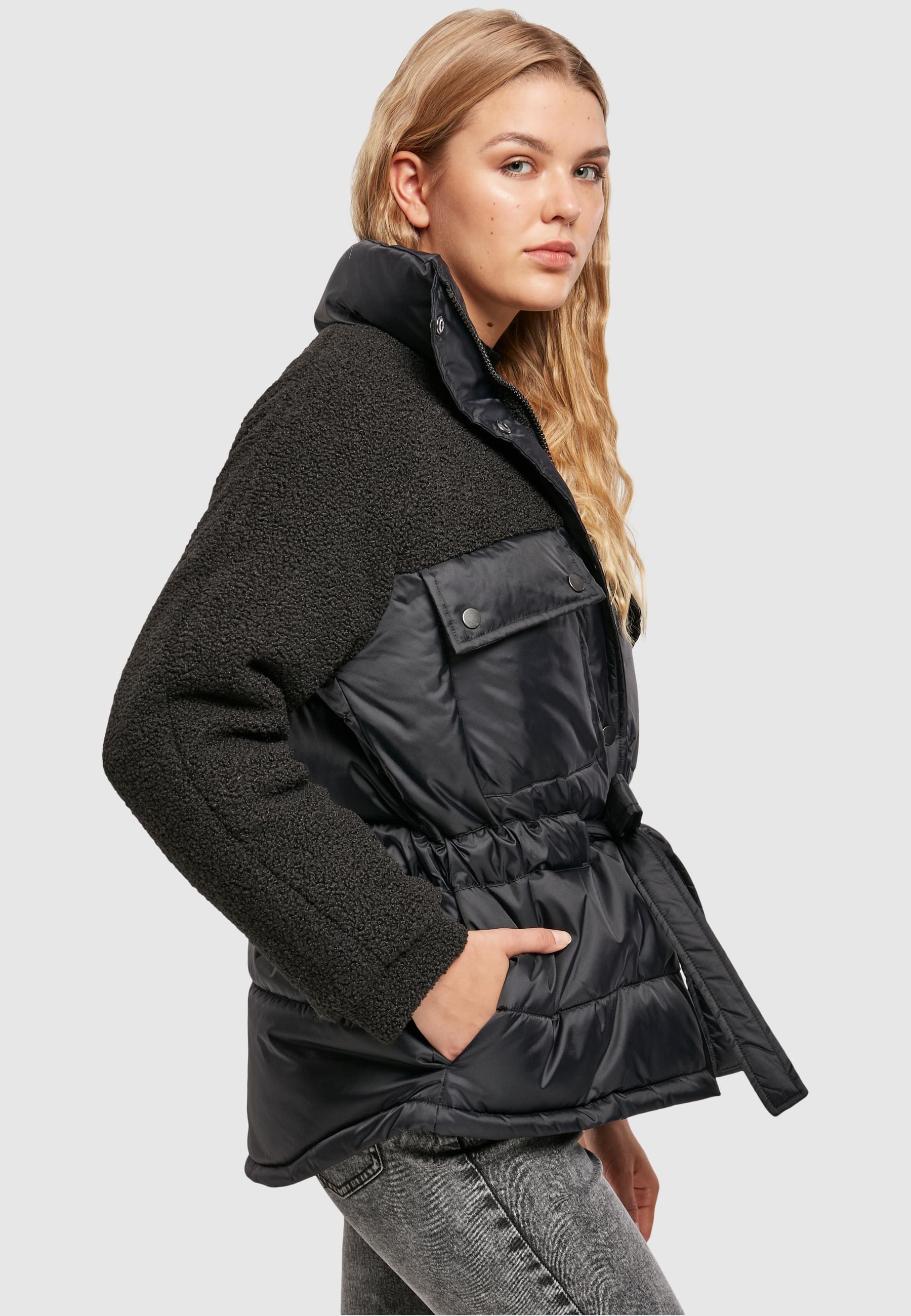 URBAN CLASSICS Winterjacke »Urban Classics Damen Ladies Sherpa Mix Puffer Jacket«, (1 St.), ohne Kapuze