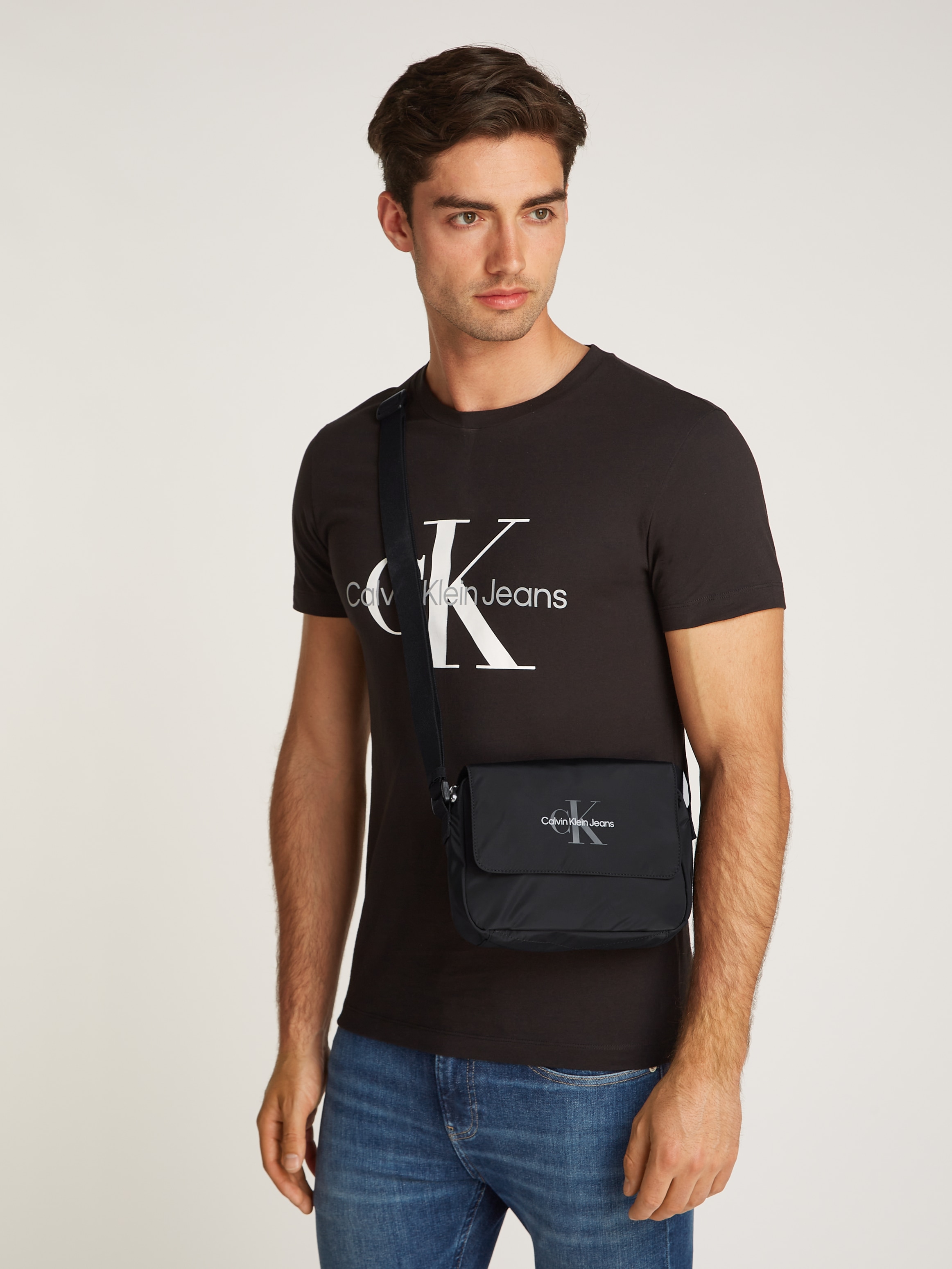 Calvin Klein Jeans Umhängetasche »SPORT ESSENTIALS FL CAMERA BAG M«