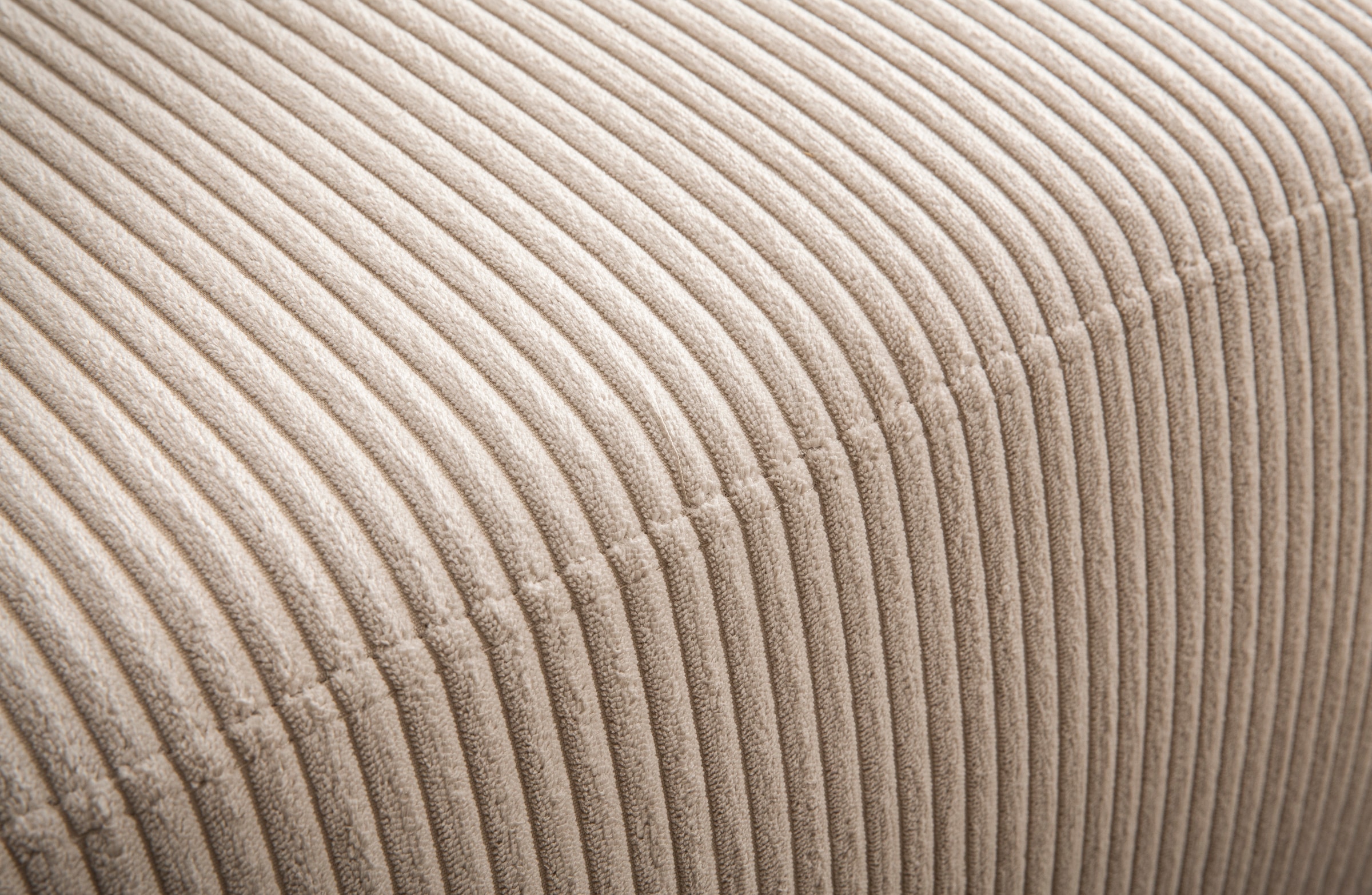 INOSIGN Ecksofa »TORGE, Schlafsofa Cord, Samtvelours u. Strukur fein, Couch in L-Form«, Schlaffunktion und Bettkasten, Liegefläche: 210x125 cm, neues Design