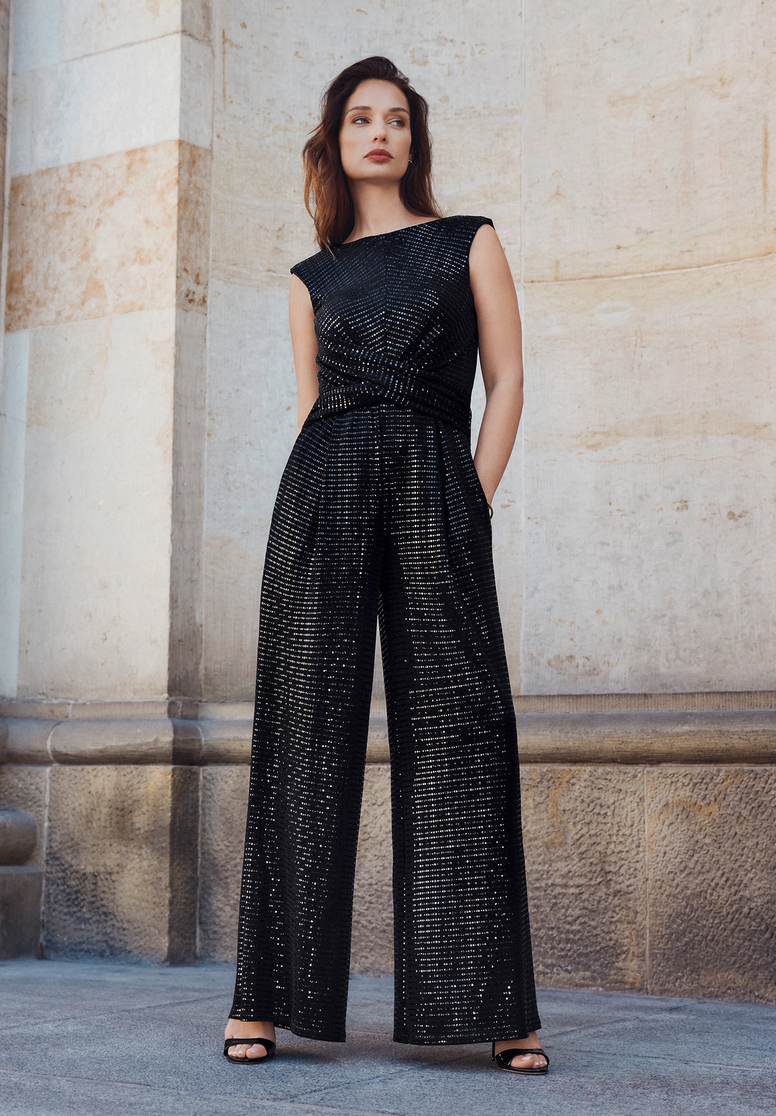 Vera Mont Overall »Vera Mont Damen Jumpsuit im Glitzer-Look«, (1 tlg.)