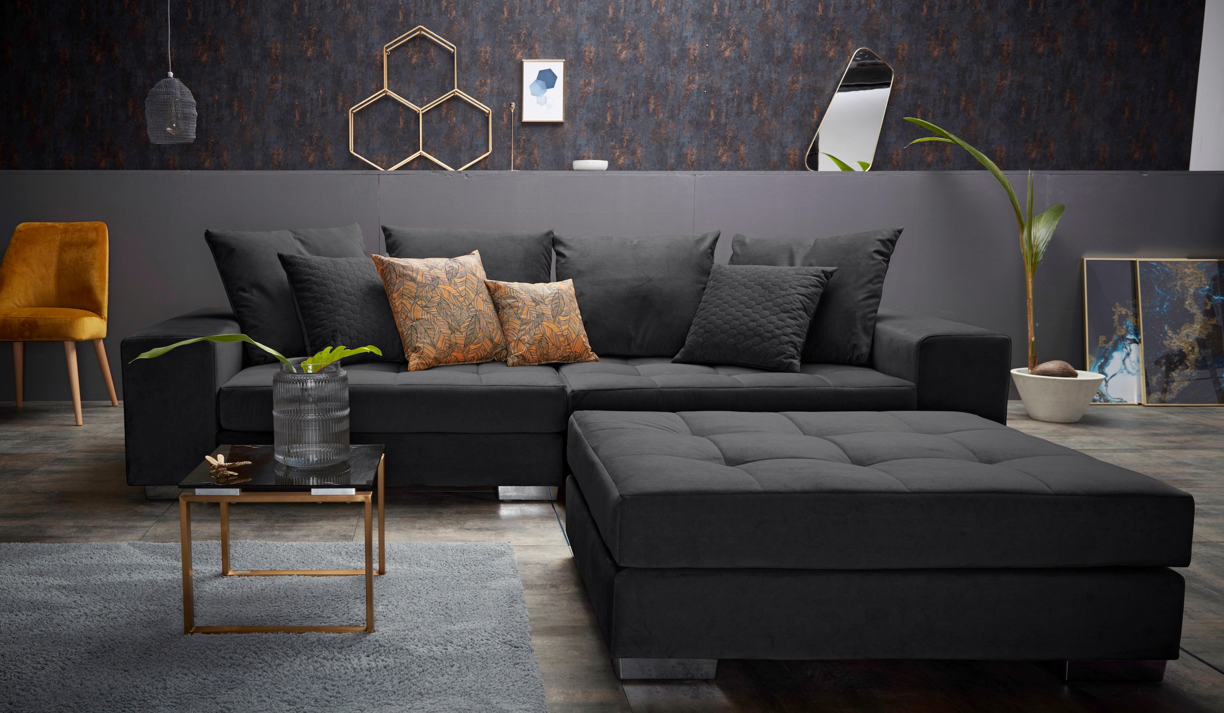 INOSIGN Big-Sofa "Vale", mit Steppung im Sitzbereich, Federkern und Zierkis günstig online kaufen