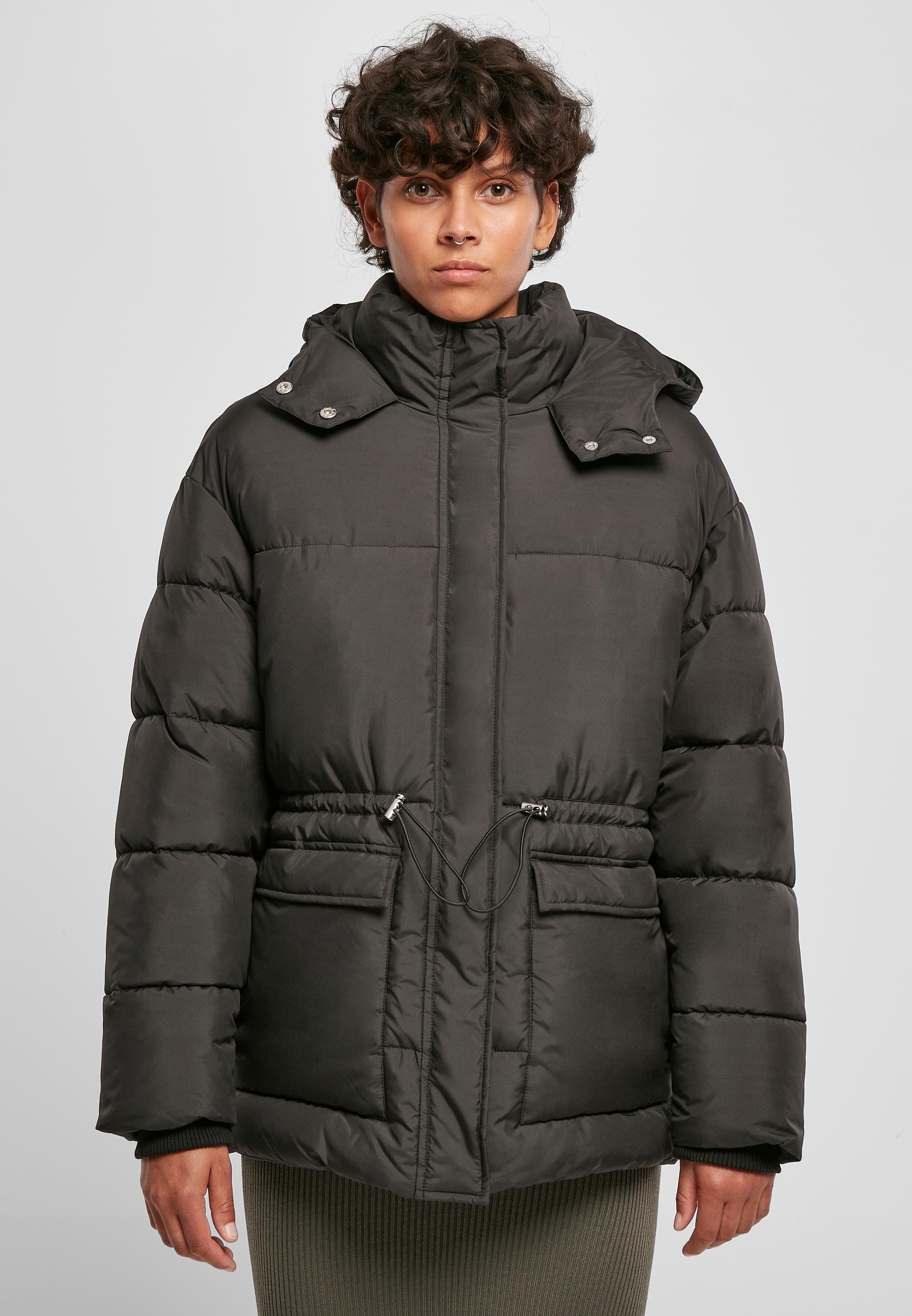 URBAN CLASSICS Winterjacke »Urban Classics Damen Ladies Waisted Puffer Jacket«, (1 St.), mit Kapuze