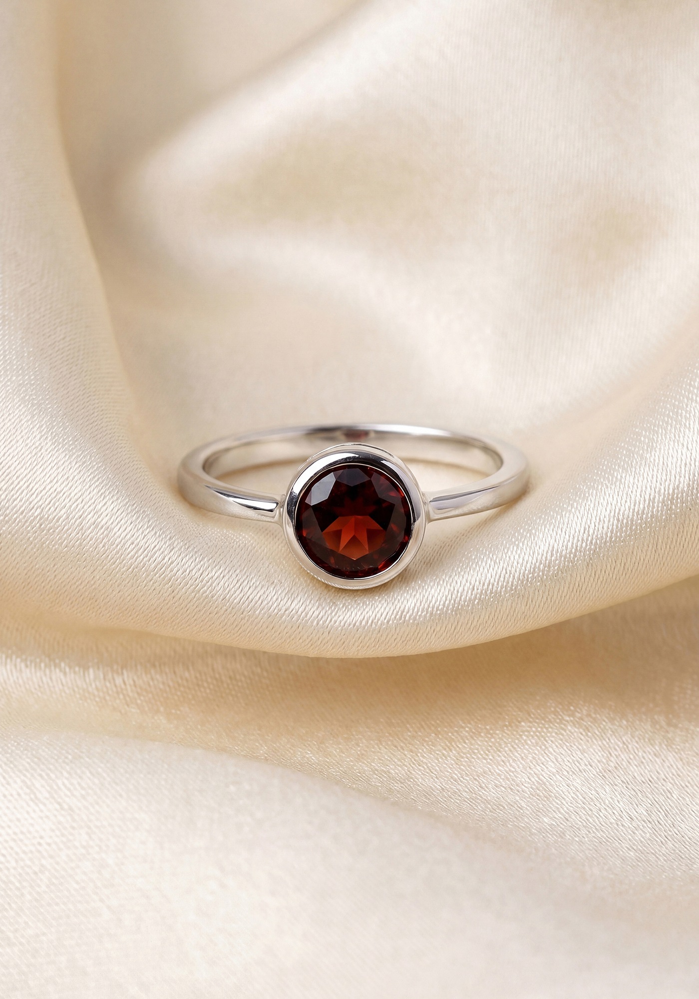 JOBO Fingerring 925 Silber mit Granat