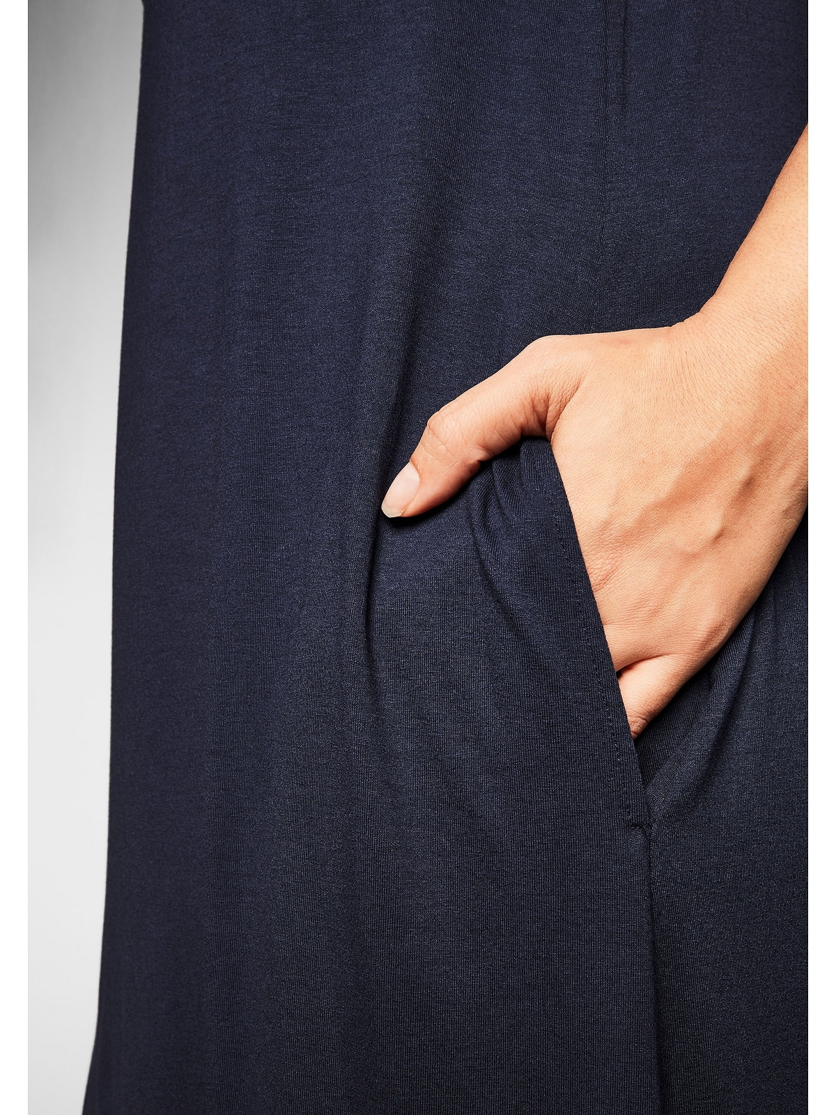 Sheego Strandkleid »Große Größen«, mit Taschen, im Vokuhilaschnitt