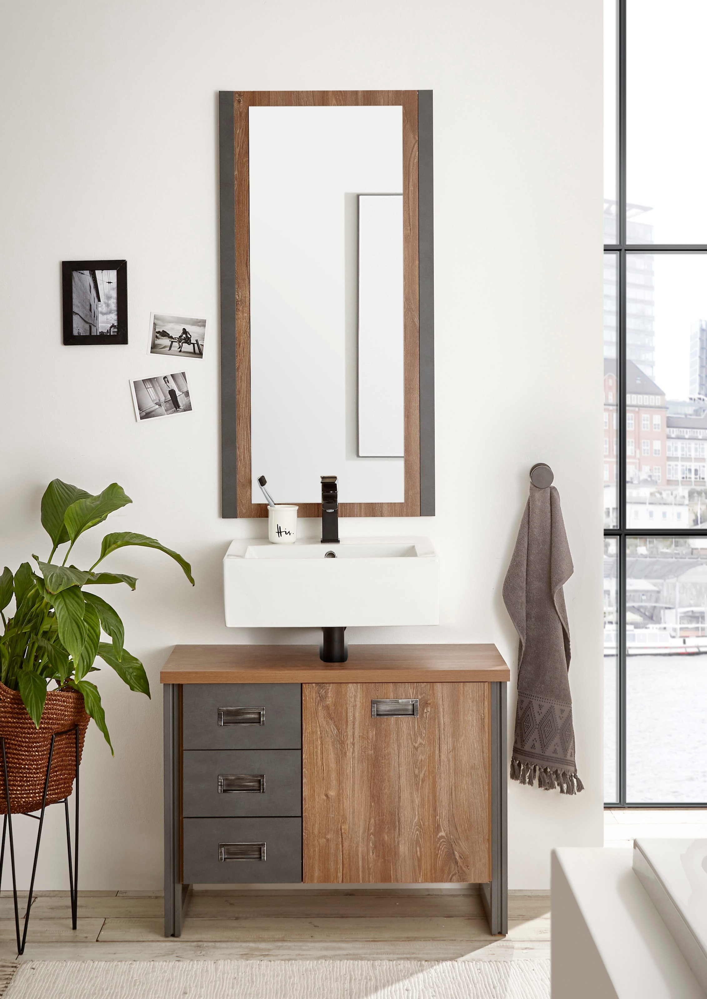 Home affaire Badmöbel-Set »Detroit, Bad im Industrialdesign, 2-teiliges Badezimmer«, (Set, 2 St.), Waschbeckenunterschrank und Spiegel, holzfarben, mit Stauraum