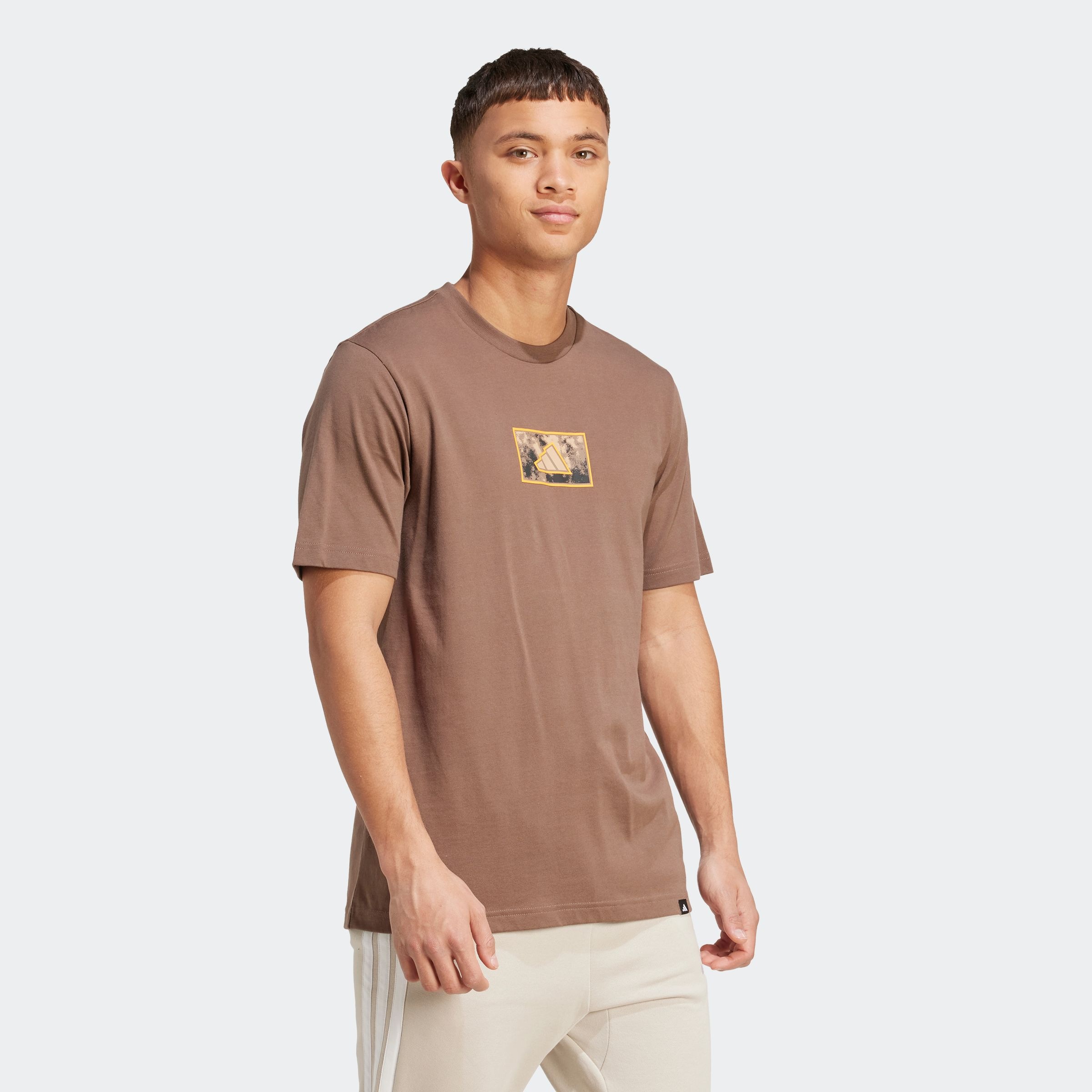 adidas Sportswear T-Shirt "CAMO SHAPE GRAPHIC" sportlicher Schnitt, kurze Ä günstig online kaufen