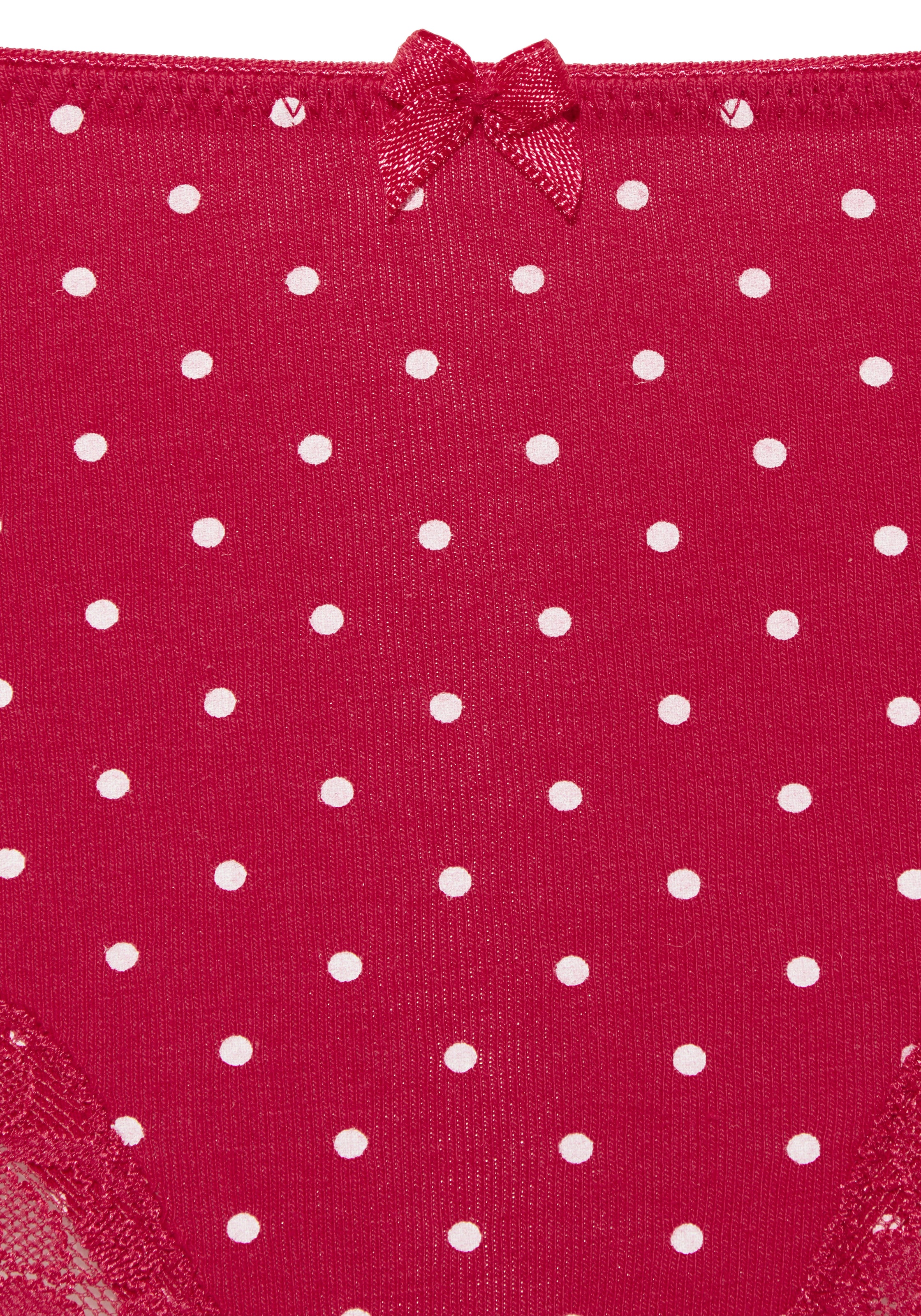 LASCANA Slip aus elastischer Baumwolle mit zarter Spitze