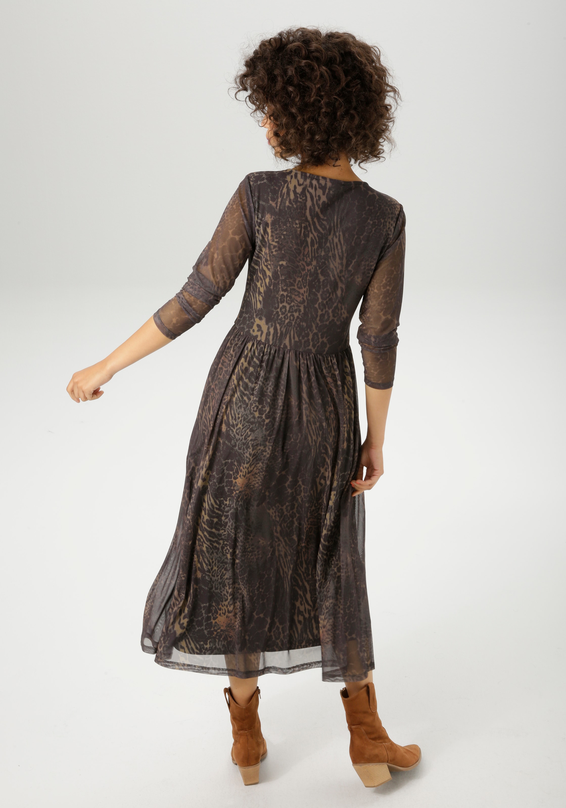 Aniston CASUAL Midikleid, mit fantasievollem Animal-Print - NEUE KOLLEKTION