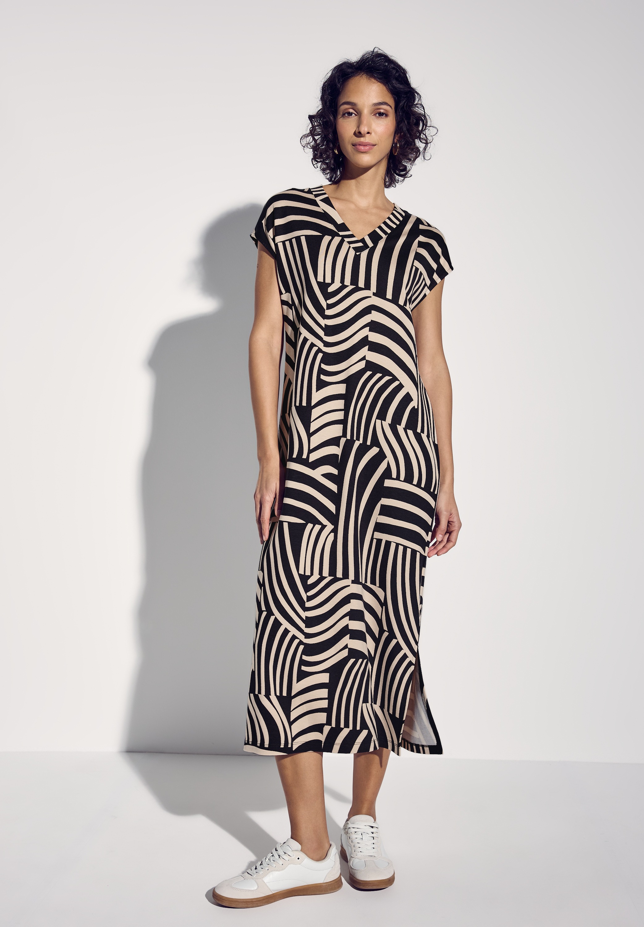 STREET ONE Midikleid Ohne Taschen mit allover Print günstig online kaufen